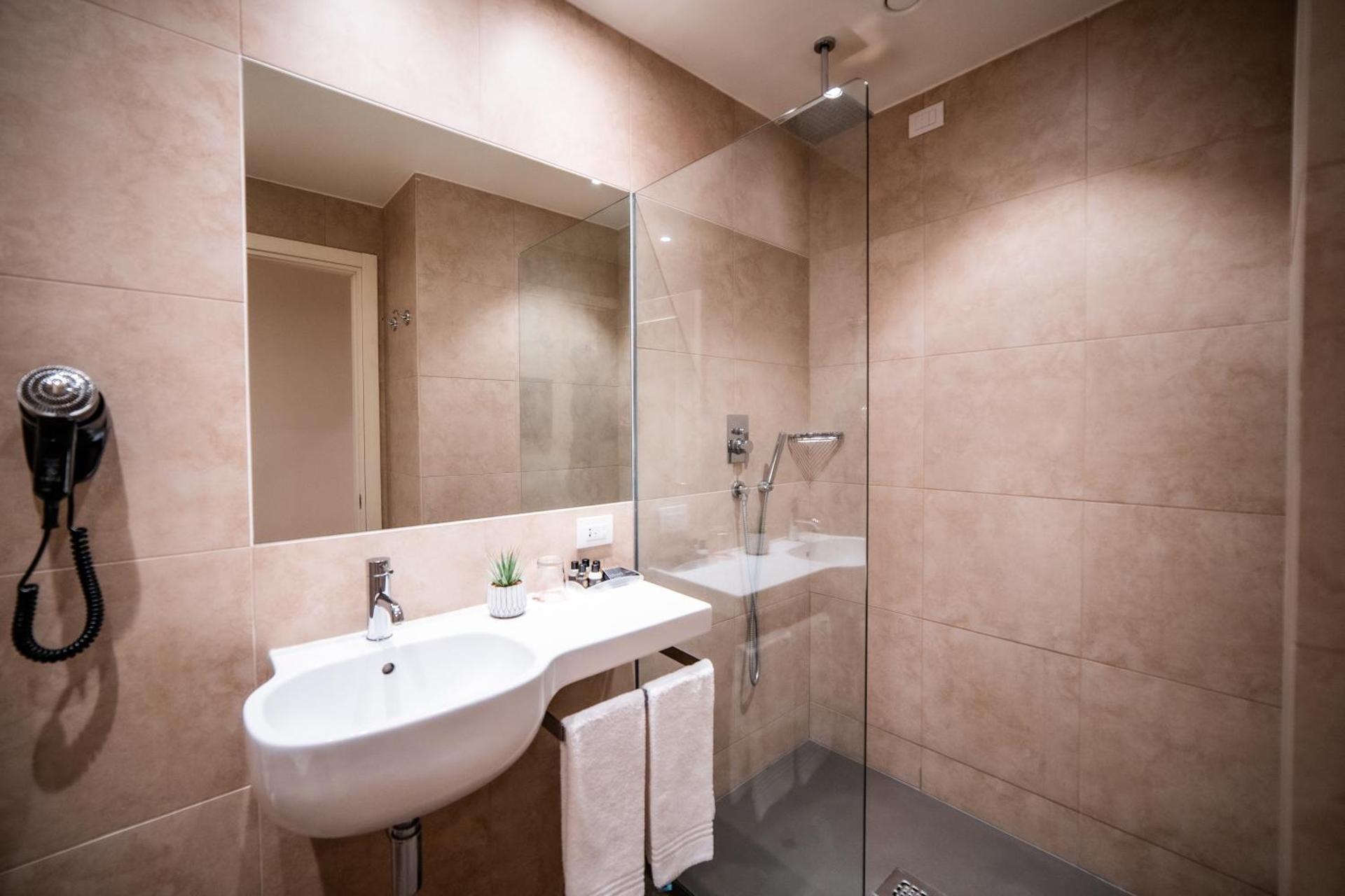 Hotel Capolago - Photo 31