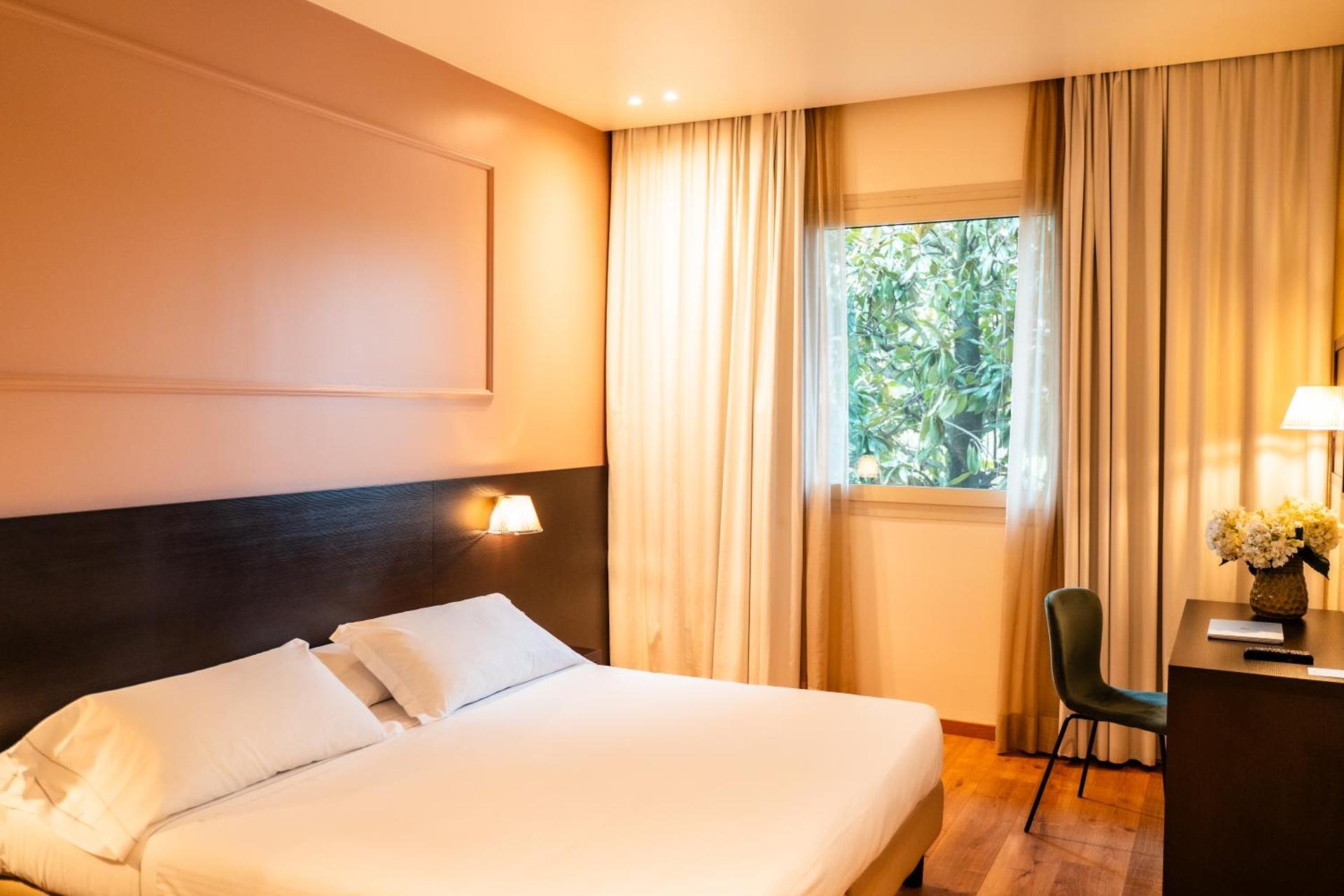 Hotel Capolago - Photo 12