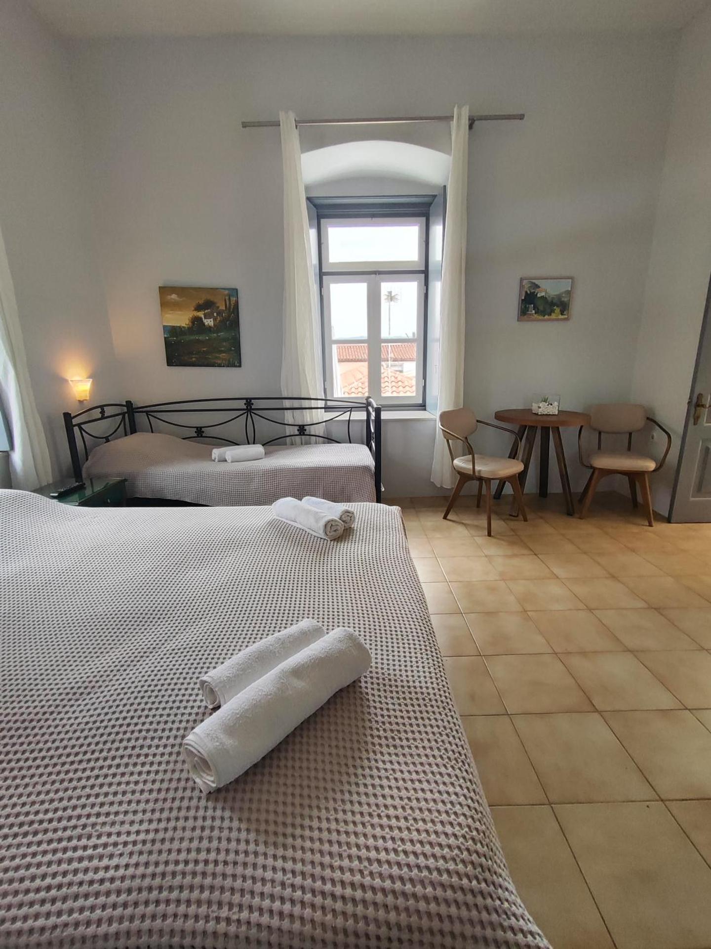 Triple Room with Garden View