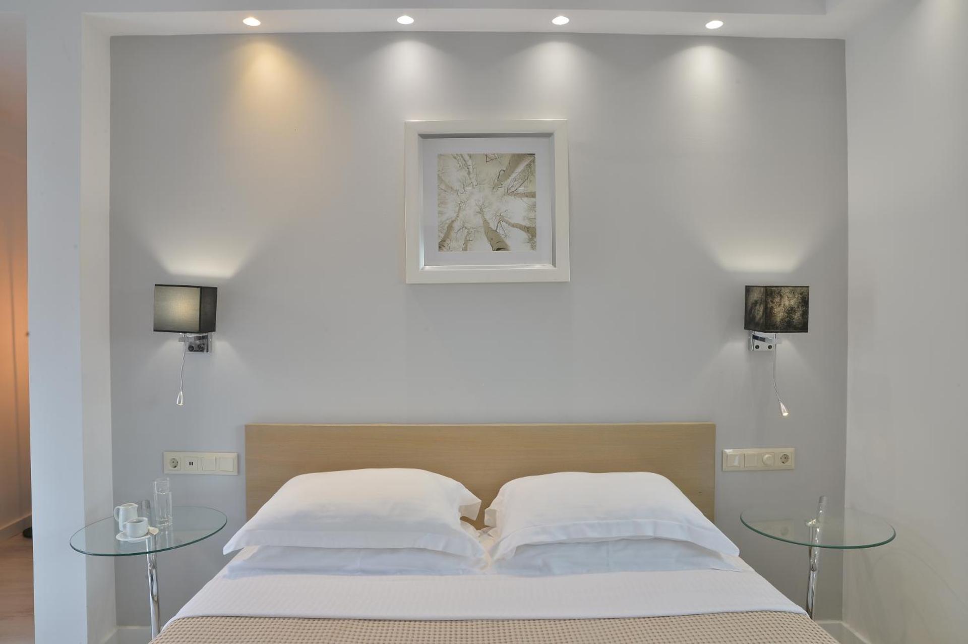 Alter Athens - Photo 30