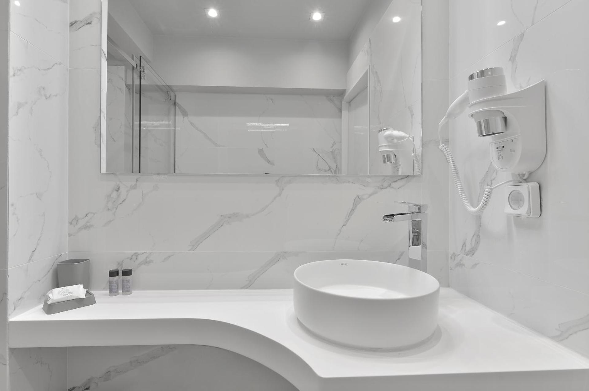 Alter Athens - Photo 34