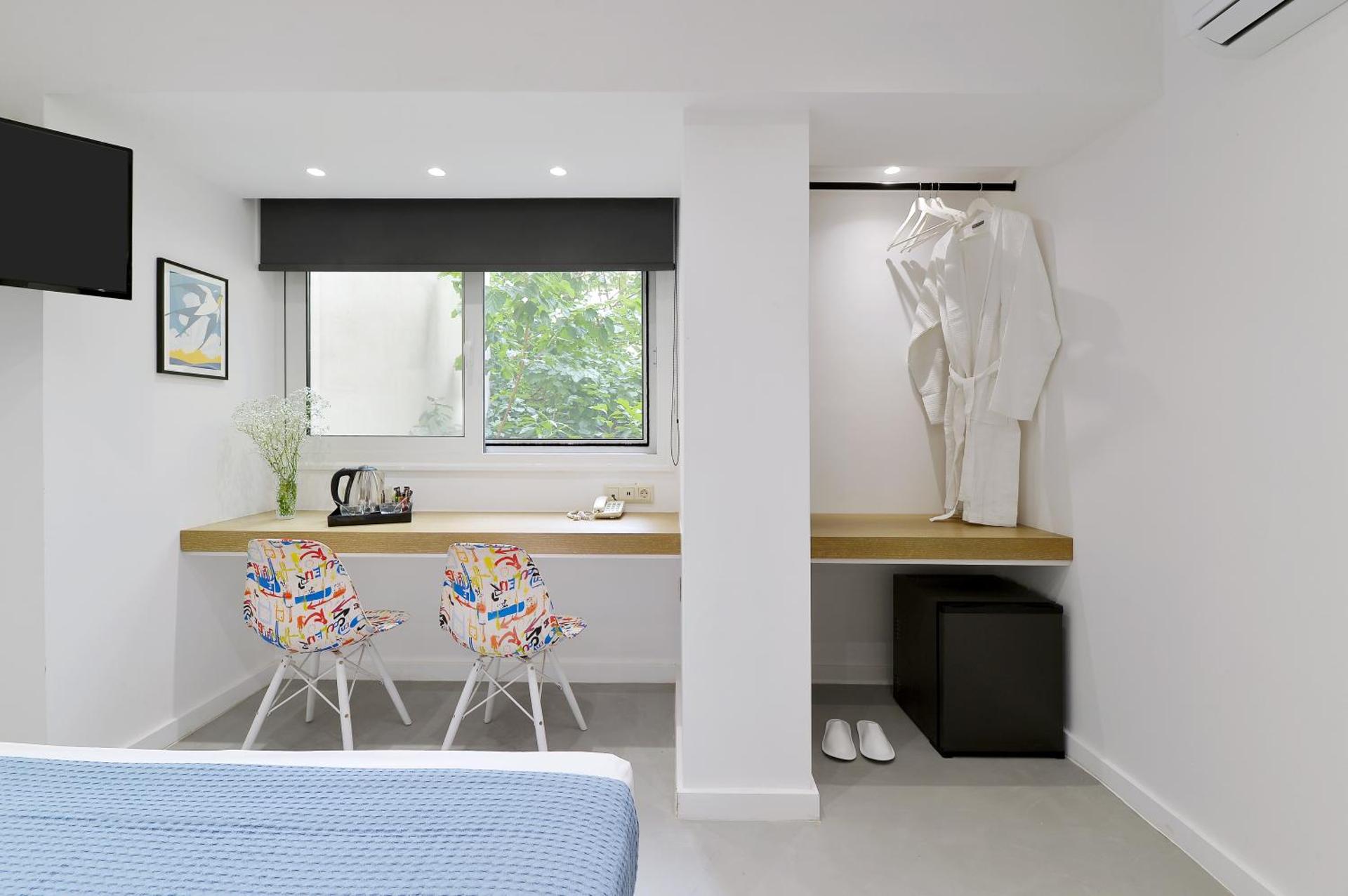 Alter Athens - Photo 3