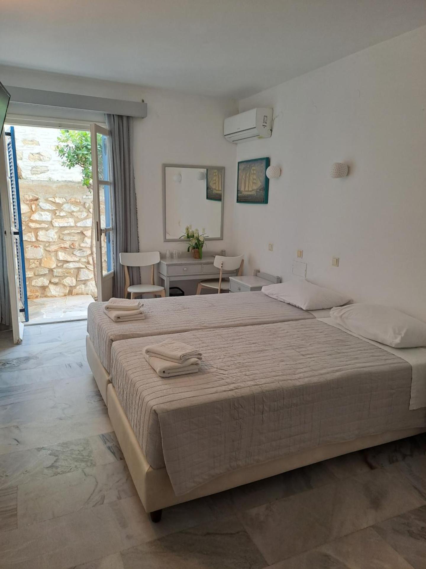 Hotel Aegeon - Photo 14