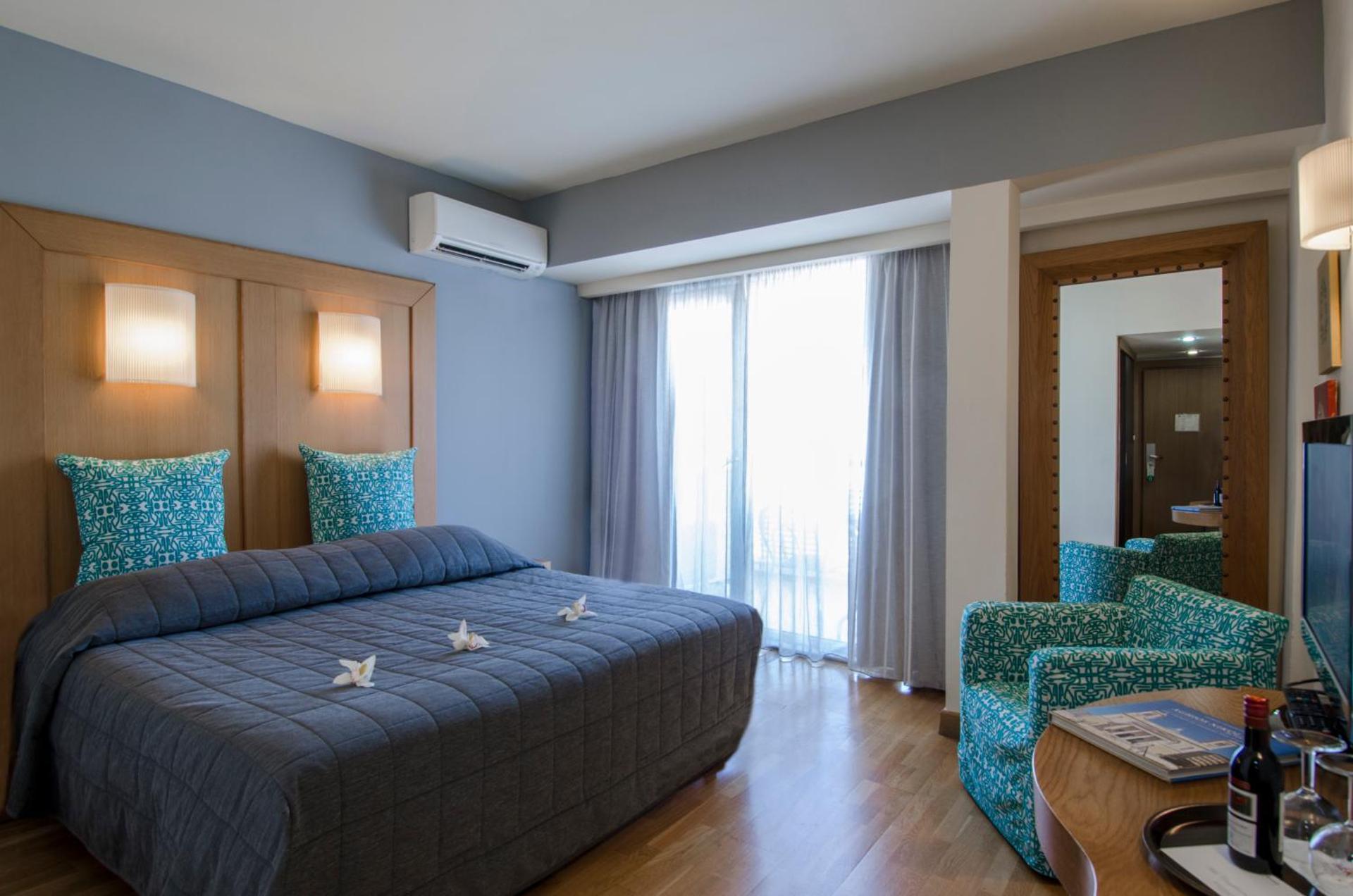 Hermes Hotel - Photo 24