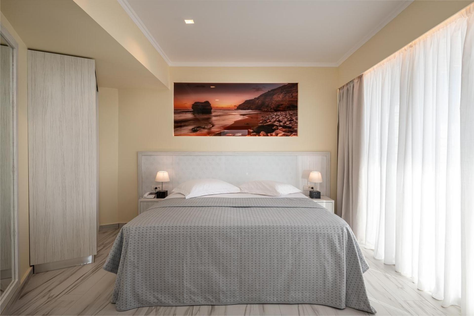 Alexandra Hotel&Apartments - Photo 9