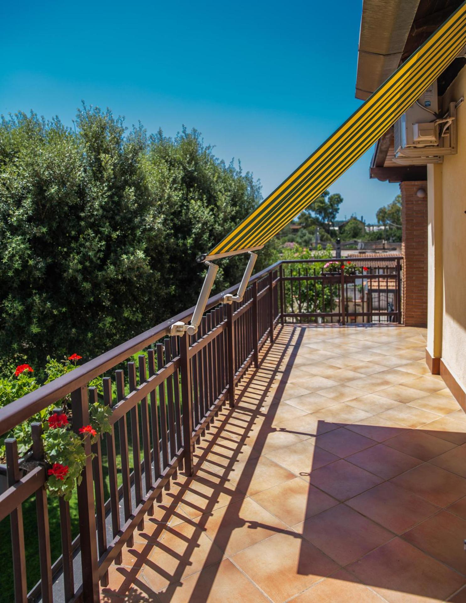 I Lecci Guesthouse - Photo 81