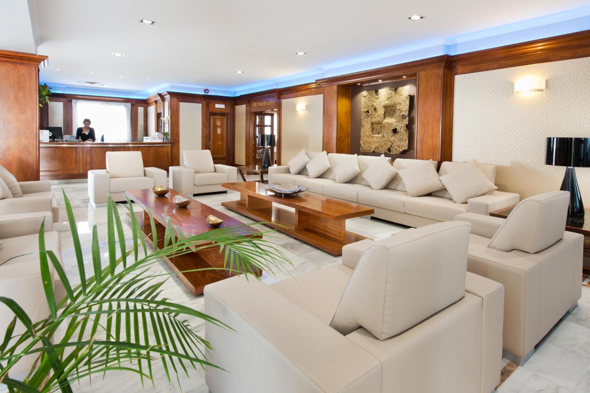 Elba Motril Beach & Business Hotel - Photo 20