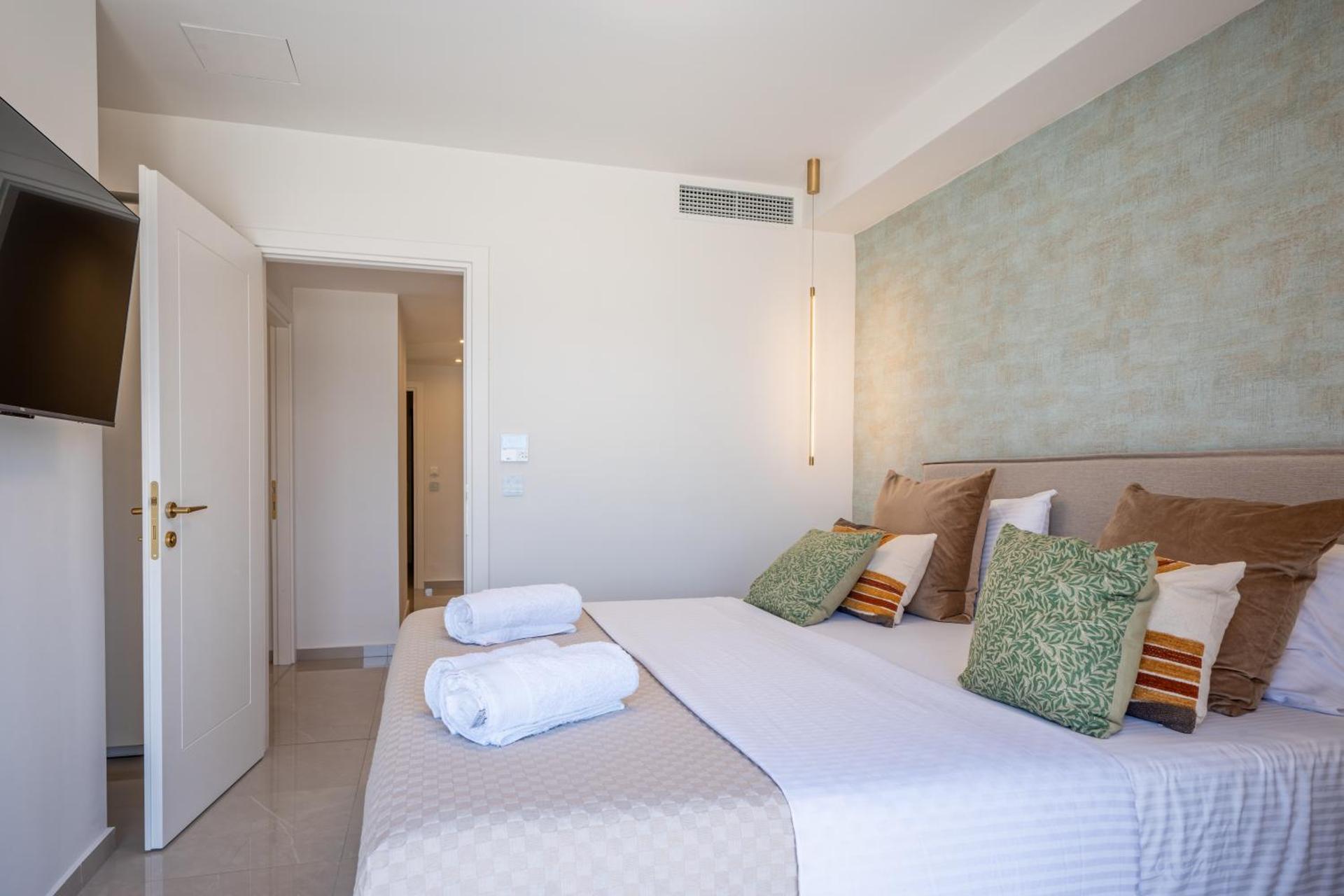 AmphiMatrion Luxury Residence - Photo 75