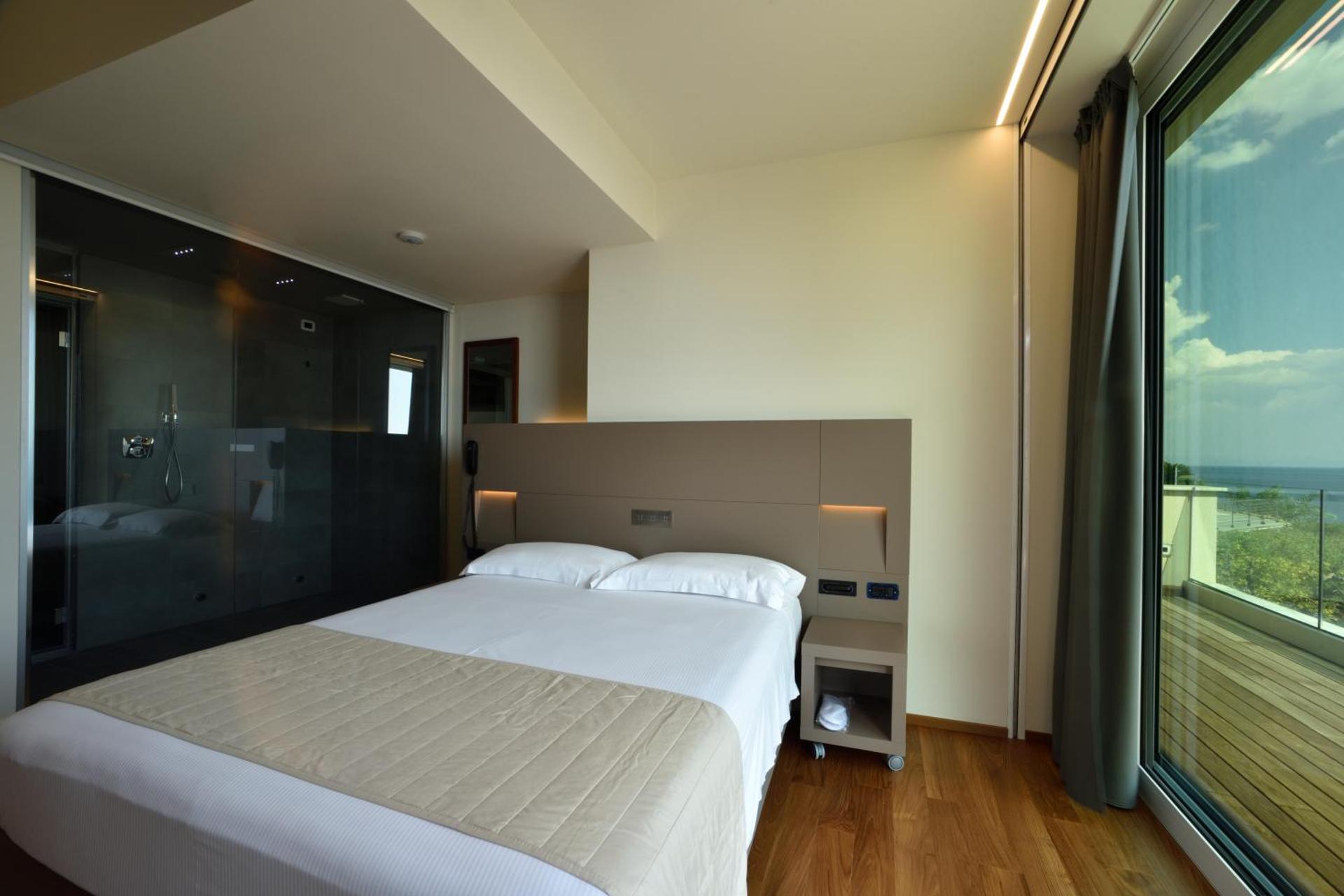 Hotel Le Roi - Photo 8