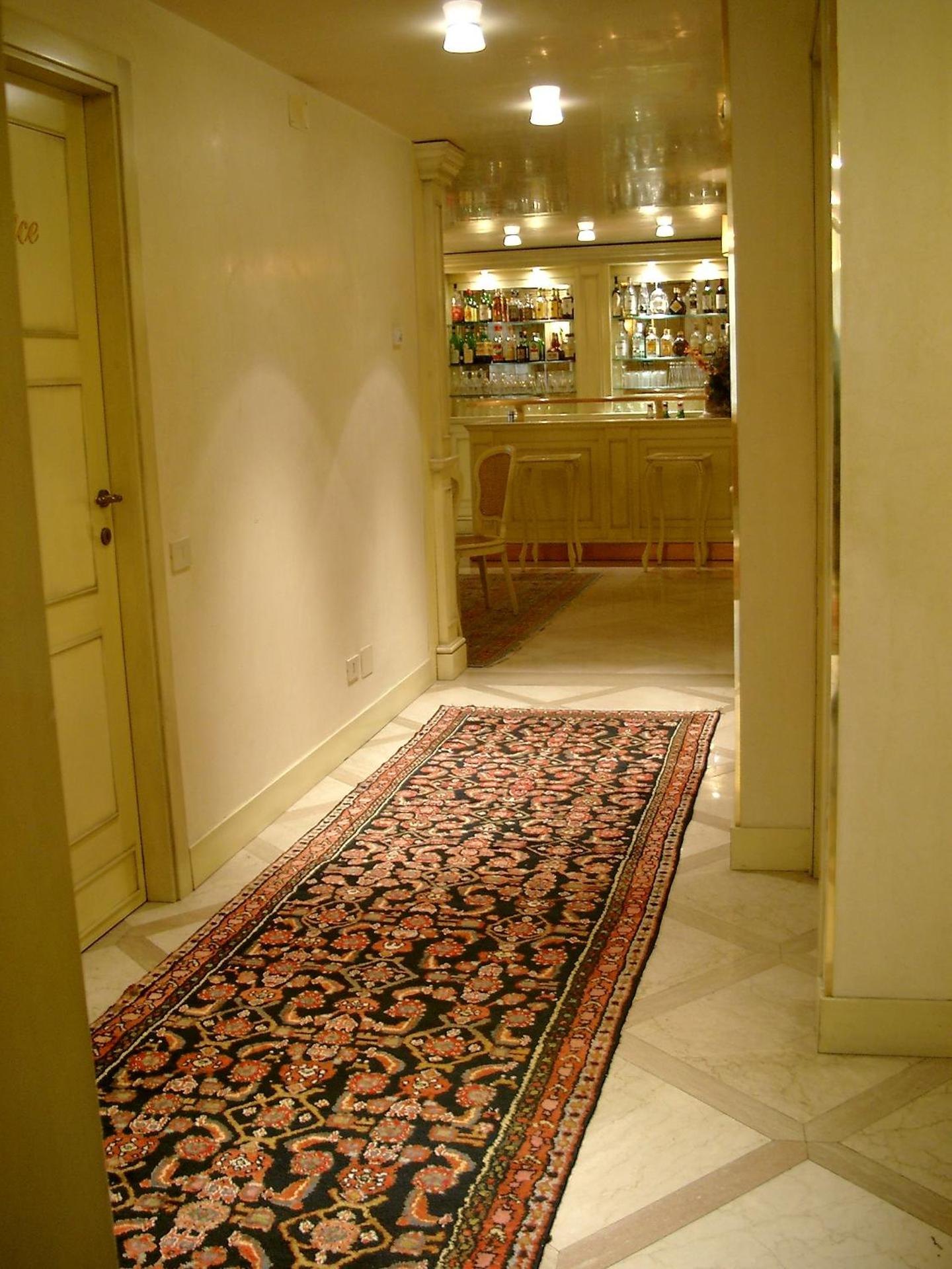 Hotel San Luca - Photo 4