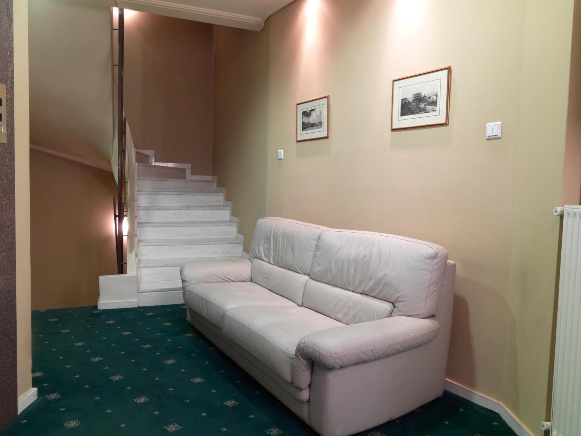Alex Hotel - Photo 30