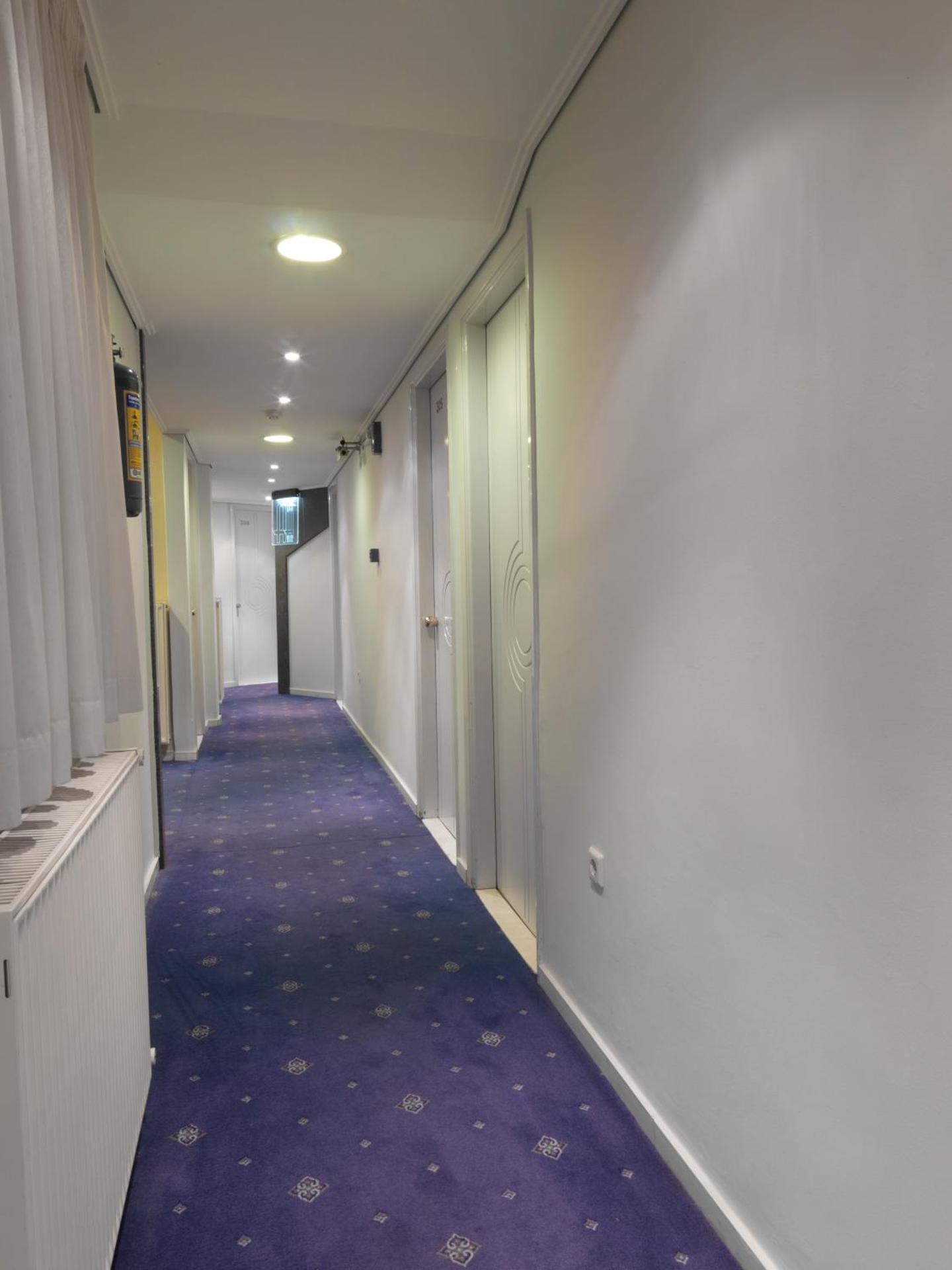Alex Hotel - Photo 31
