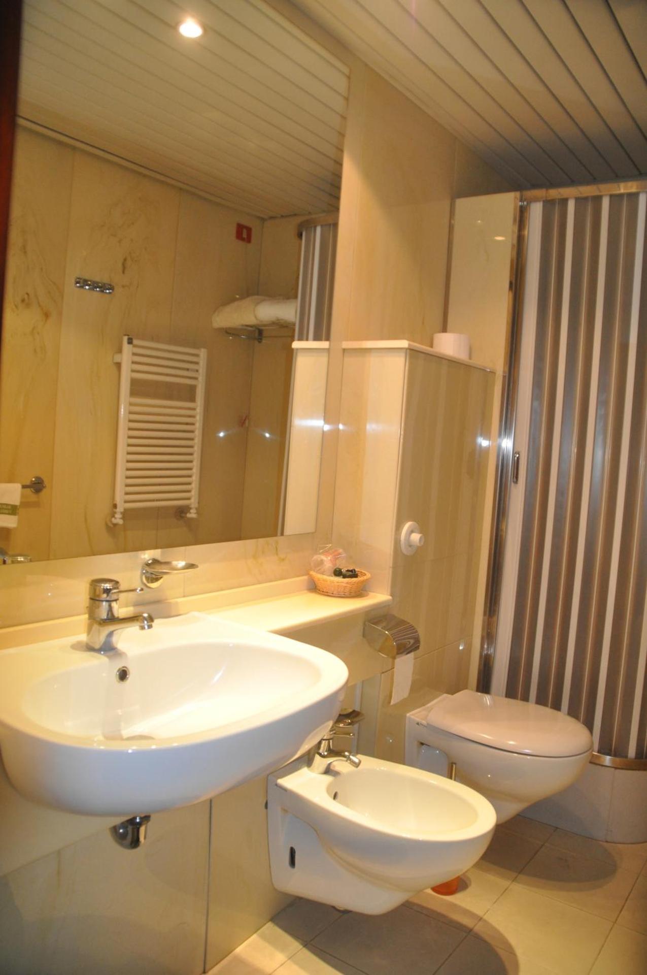 Albergo Fiorenza - Photo 35