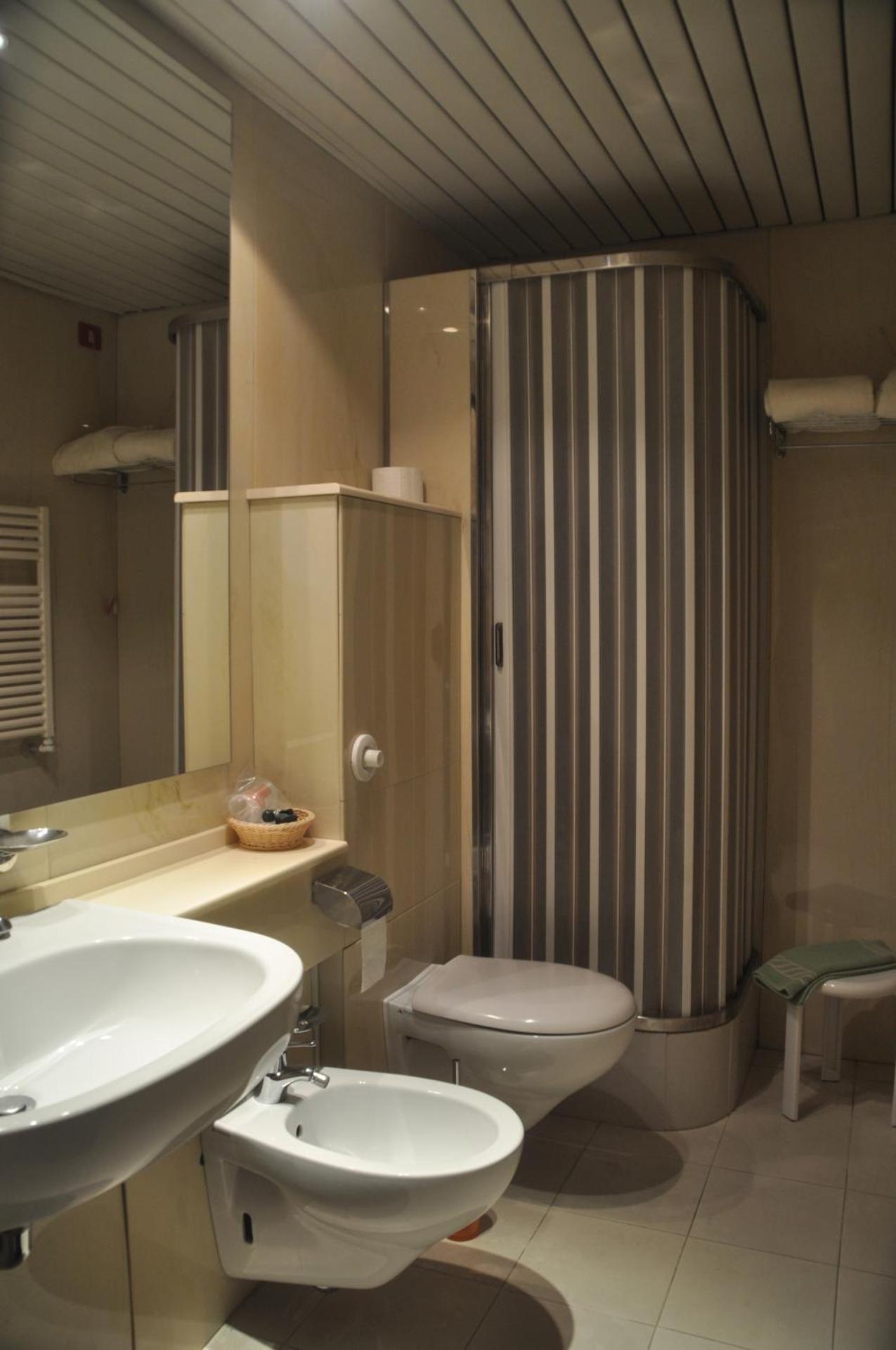 Albergo Fiorenza - Photo 7