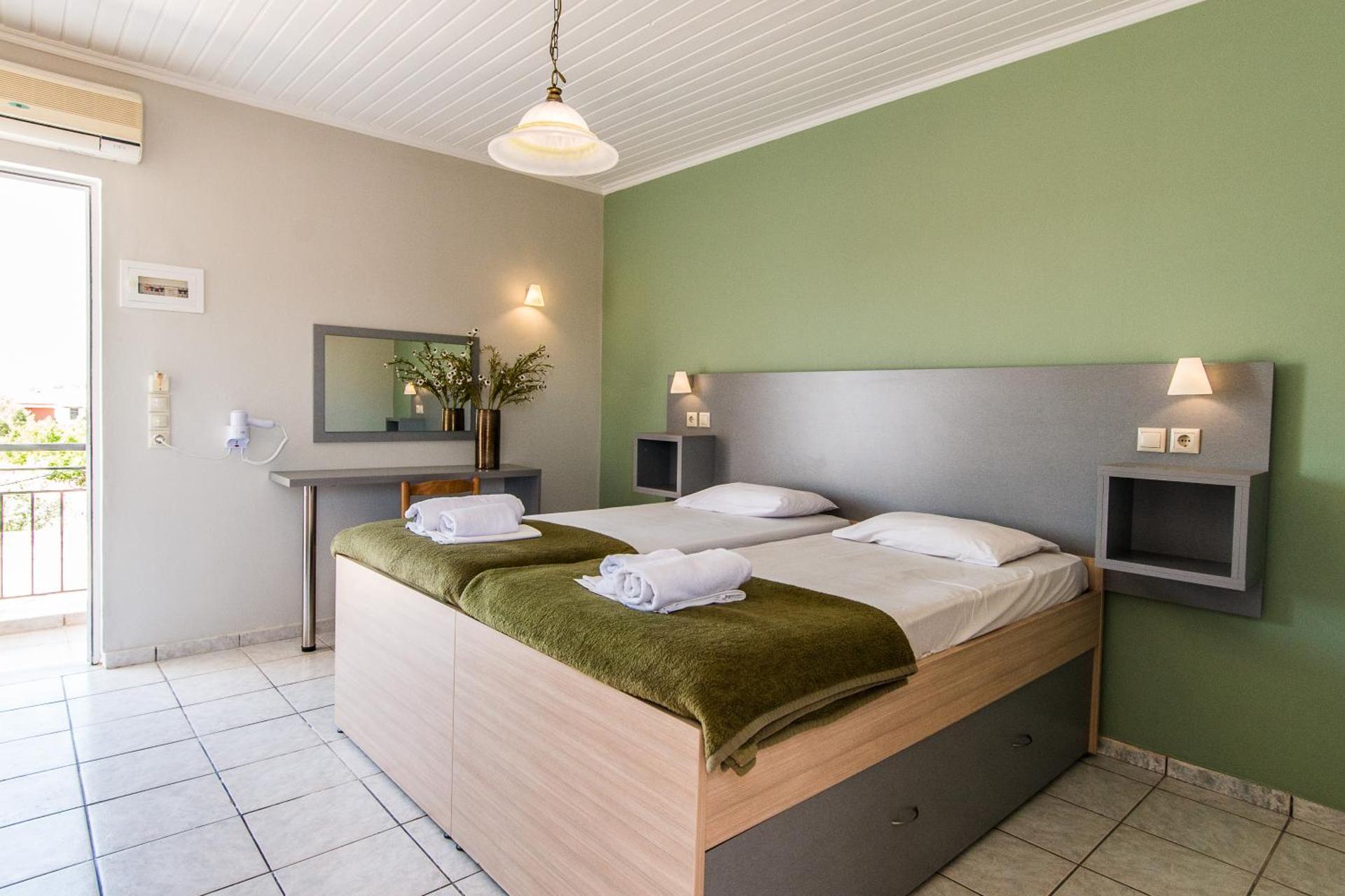 Zante Plaza Hotel & Apartments - Photo 23