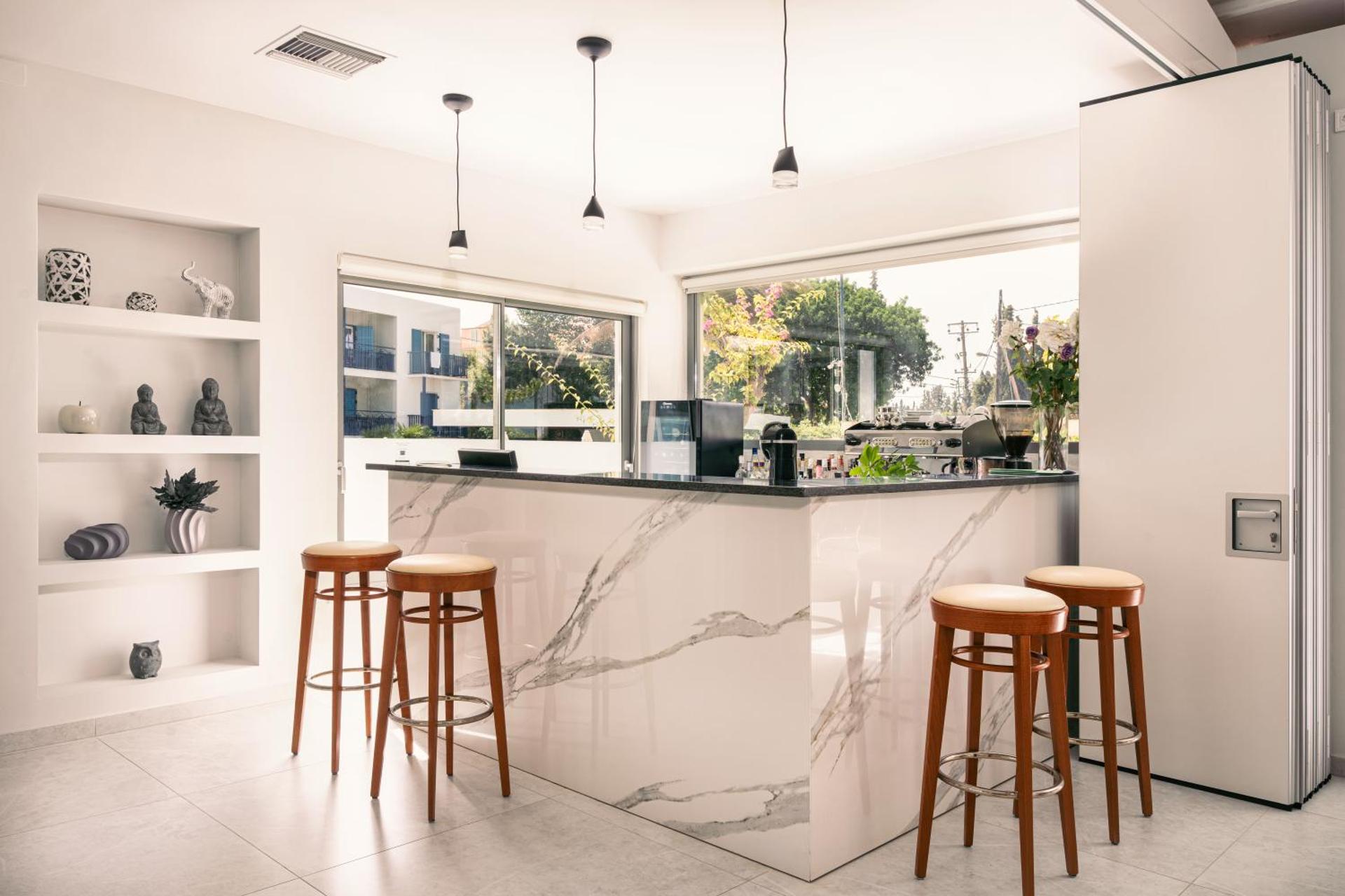 Danae Hotel - Photo 16