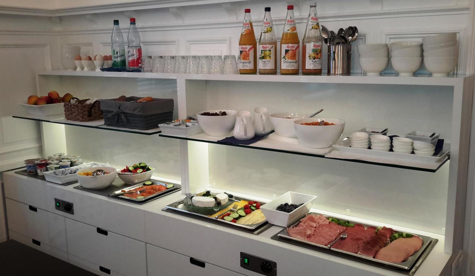 Hotel Cristall - Frankfurt City - Photo 22