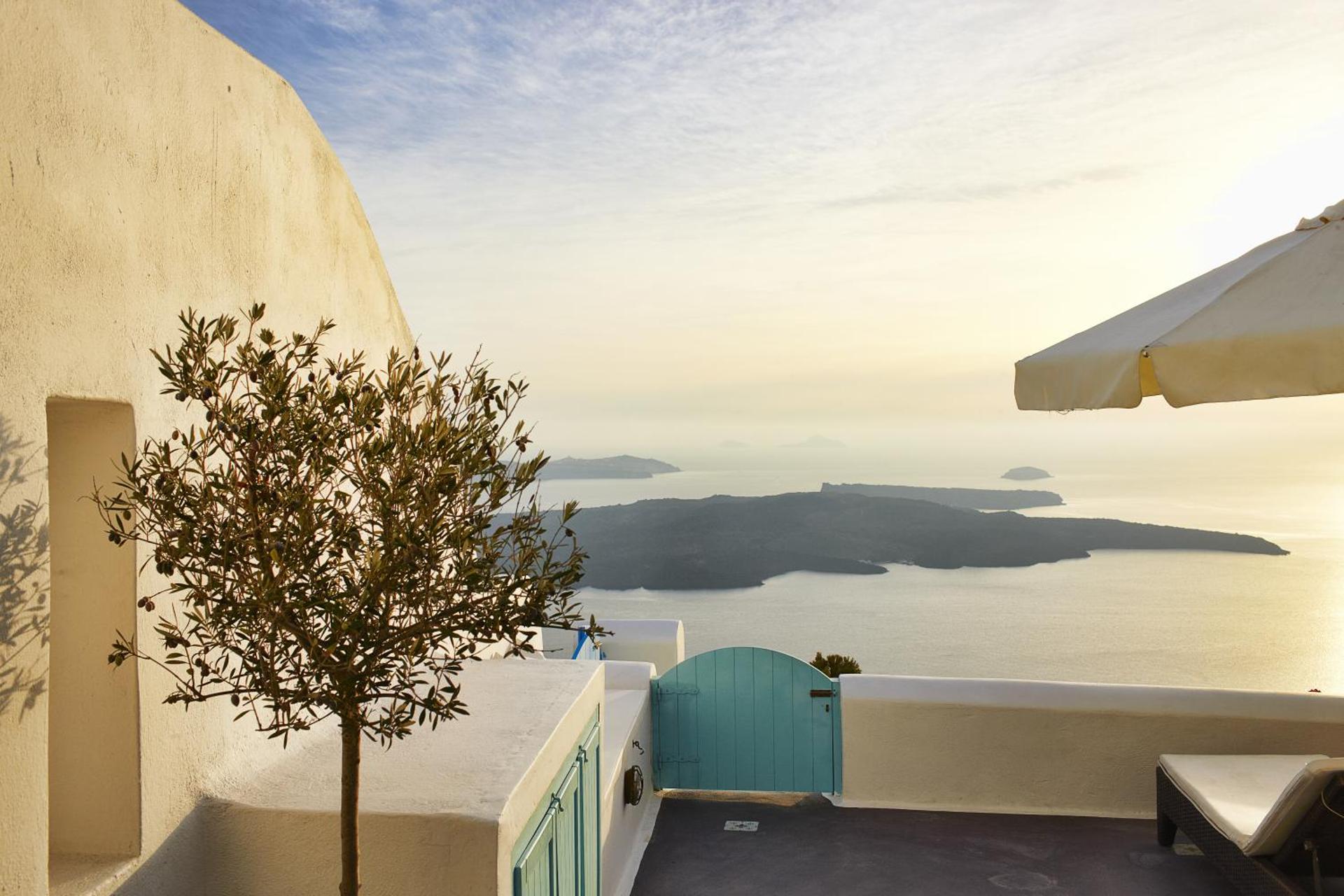Dreams Luxury Suites - Photo 38