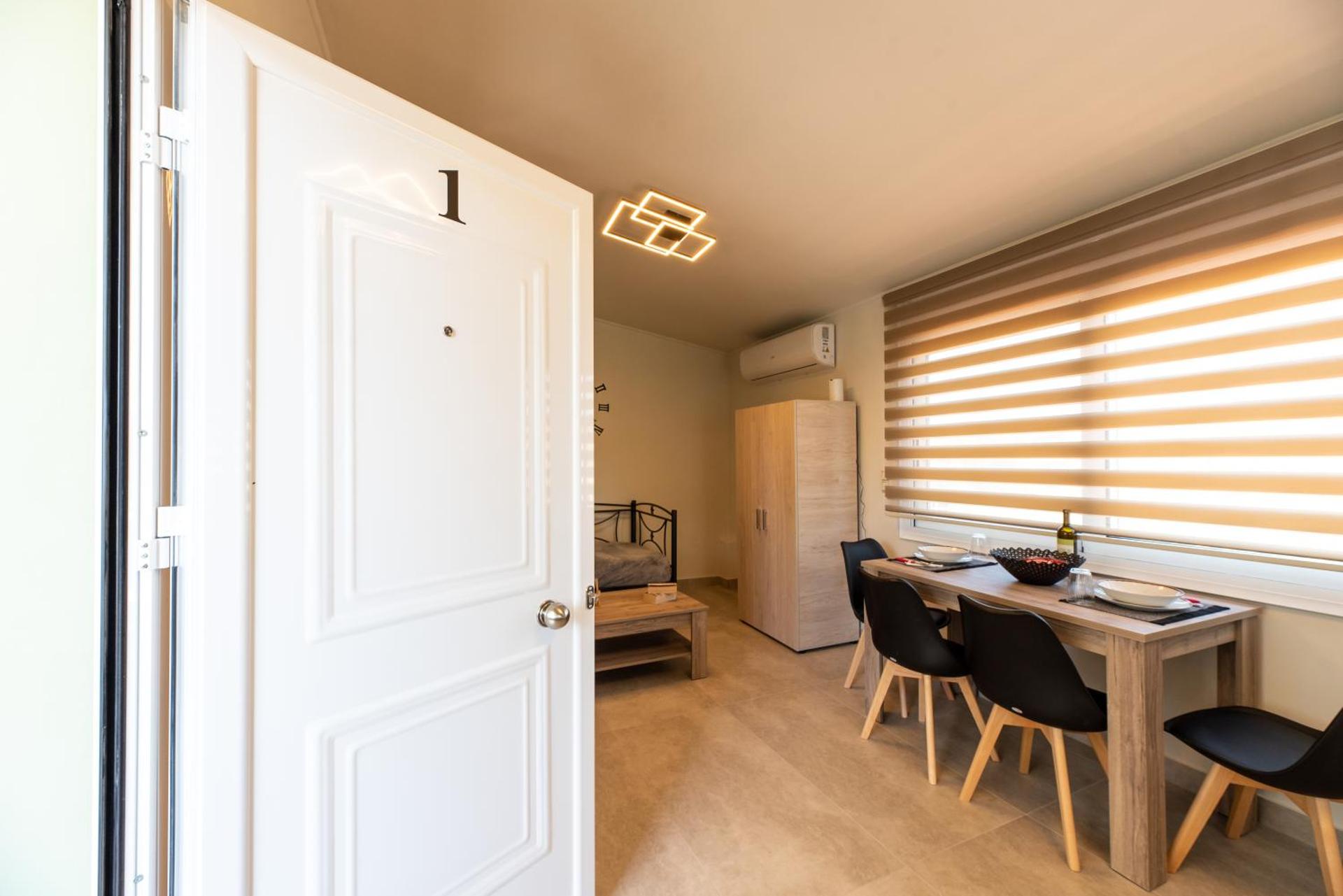 Demi's Apartments Near Athen's Airport - Photo 41