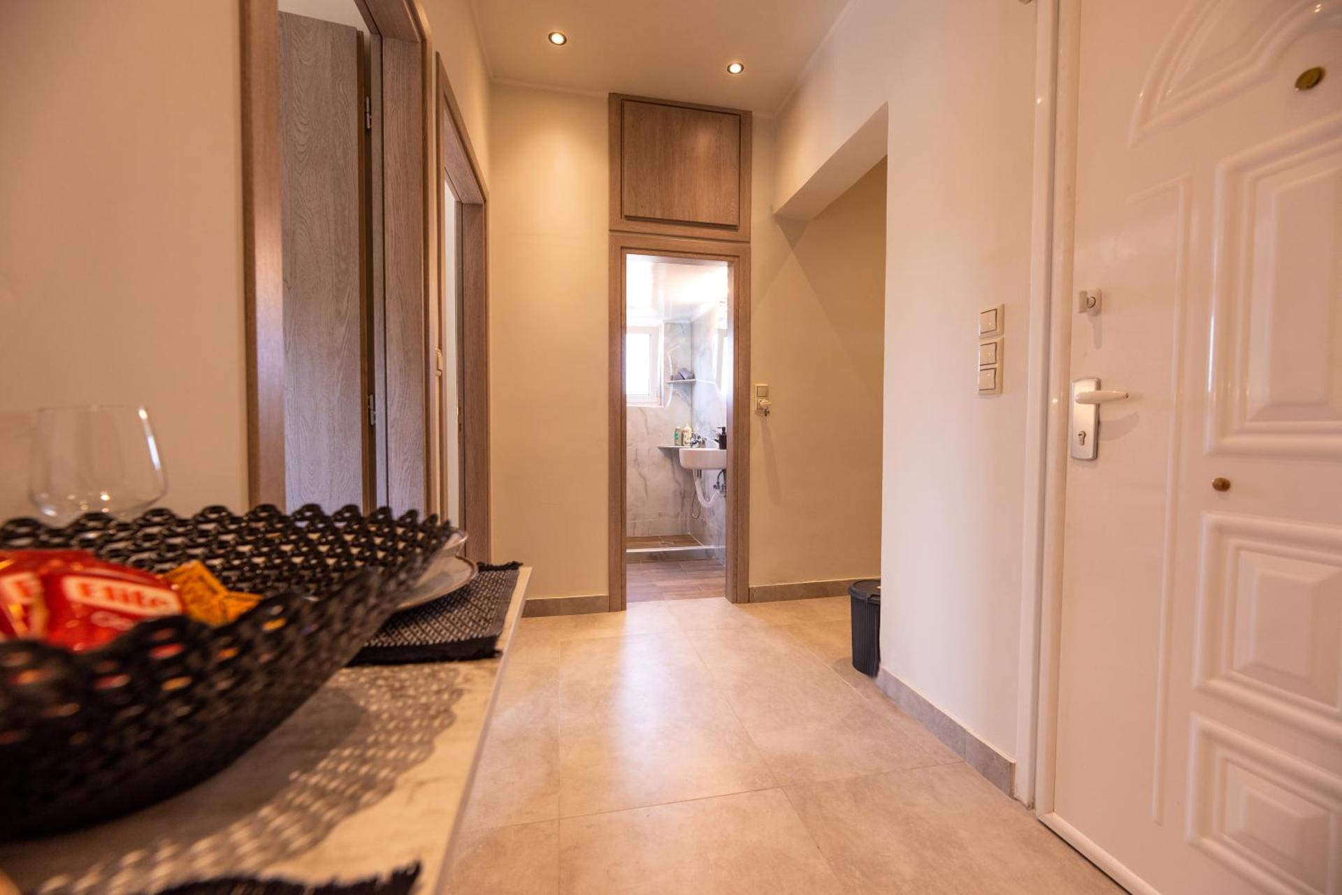 Demi's Apartments Near Athen's Airport - Photo 4