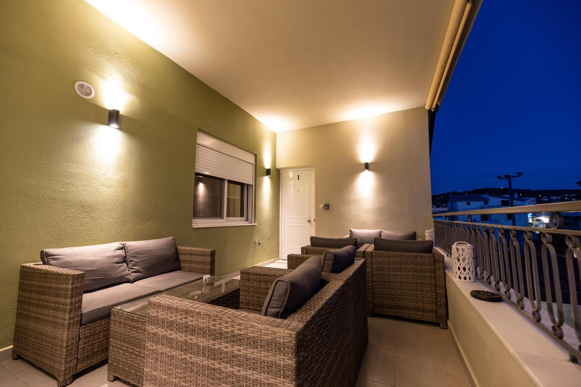 Demi's Apartments Near Athen's Airport - Photo 18