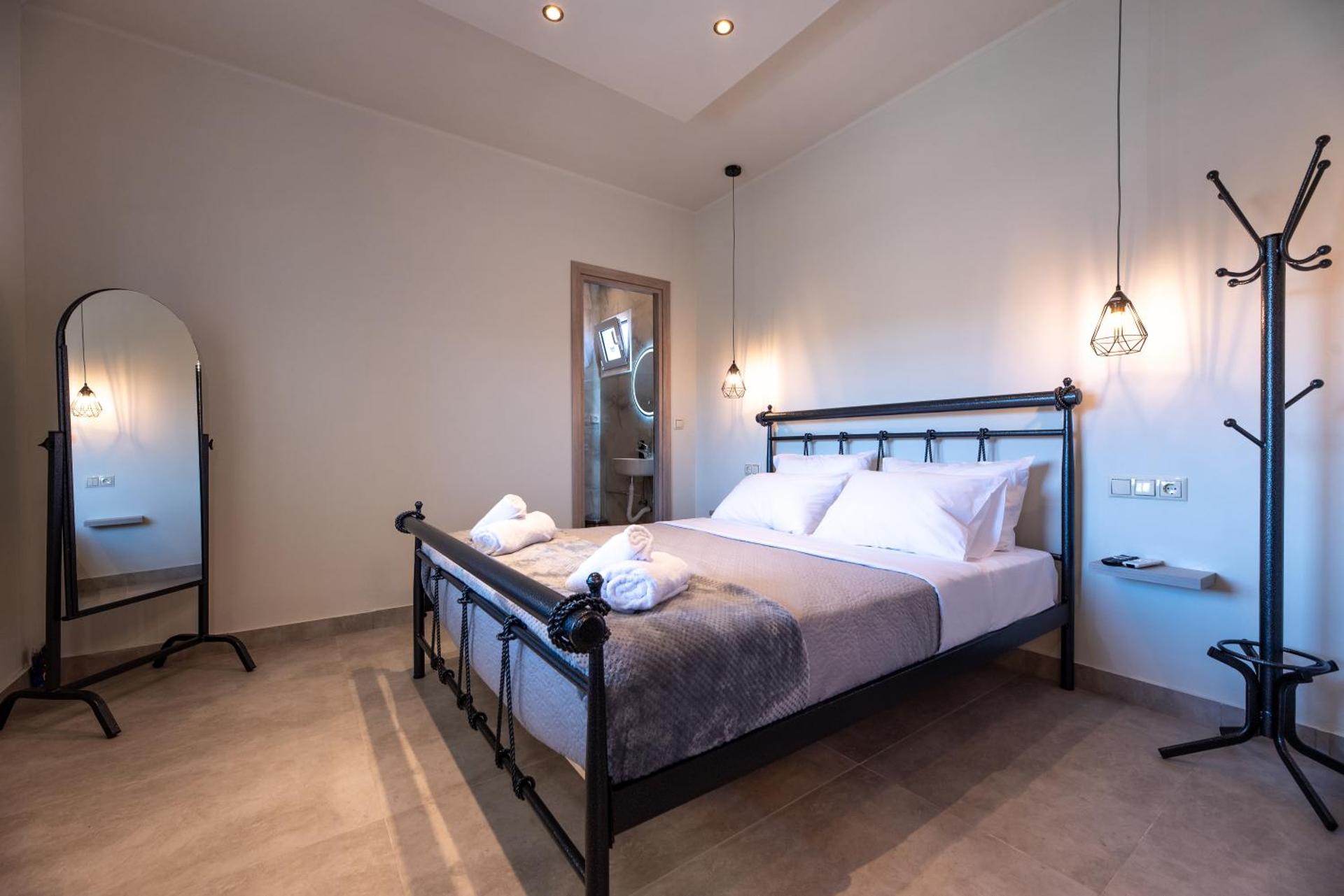 Demi's Apartments Near Athen's Airport - Photo 38