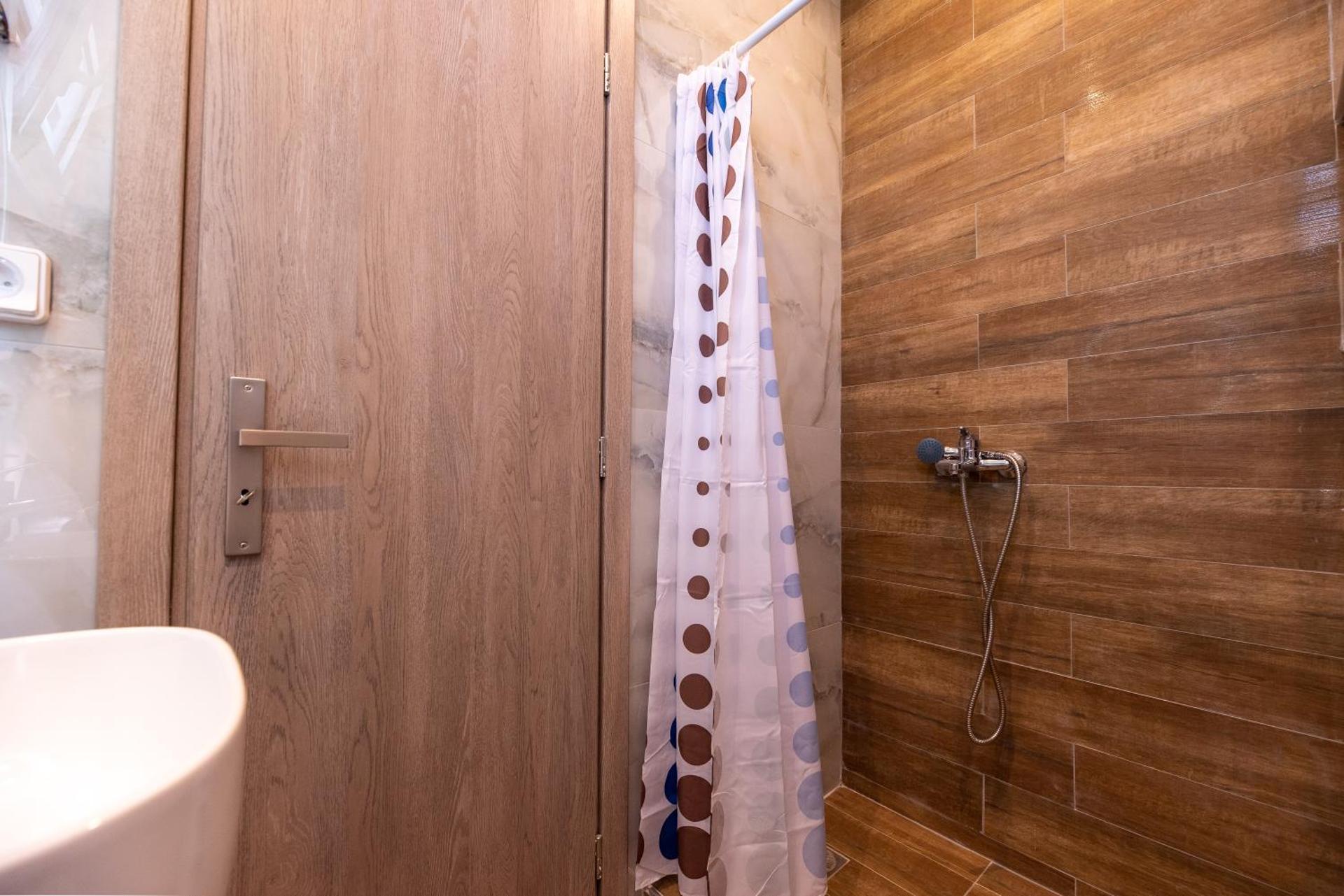 Demi's Apartments Near Athen's Airport - Photo 31