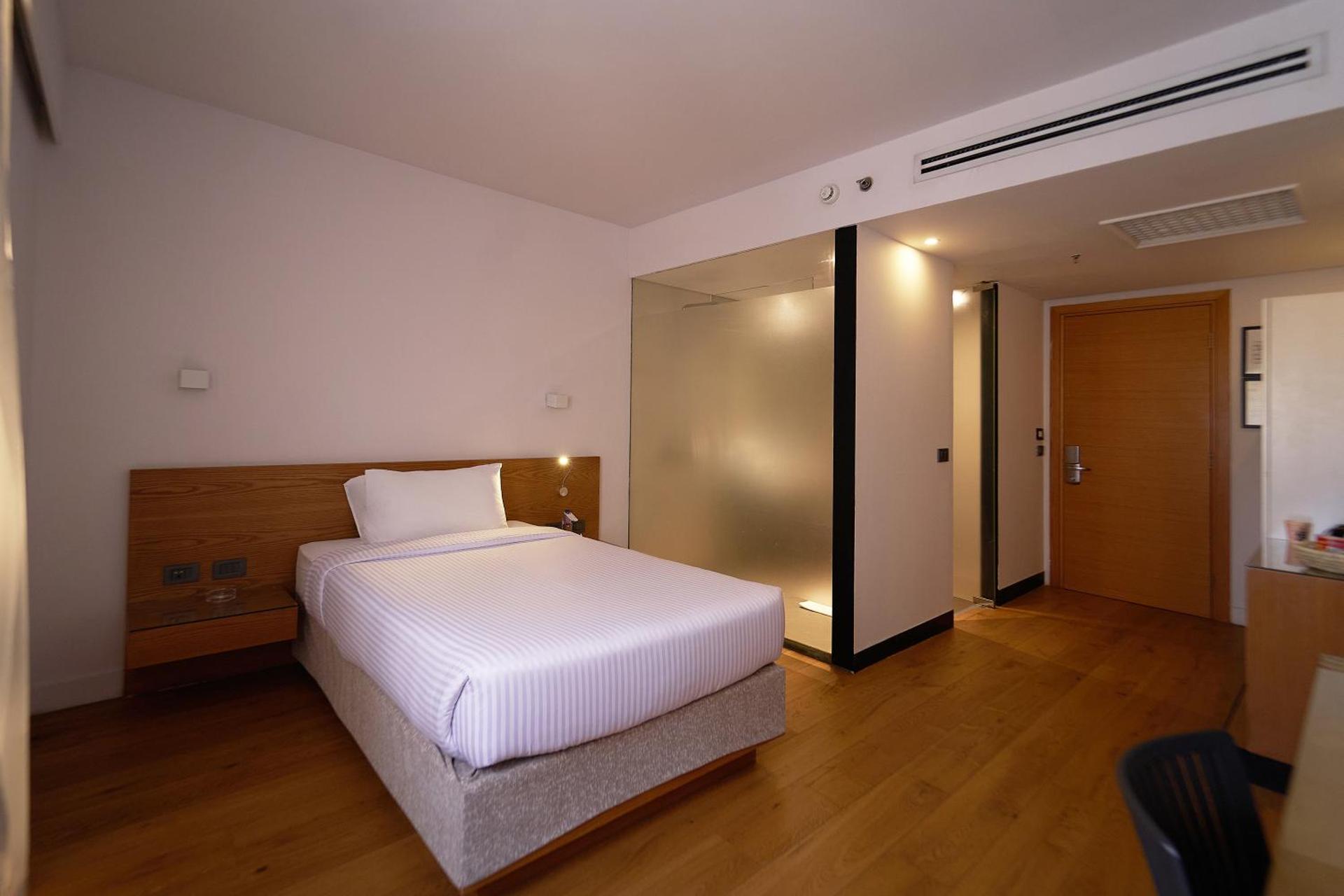 Superior Single Room