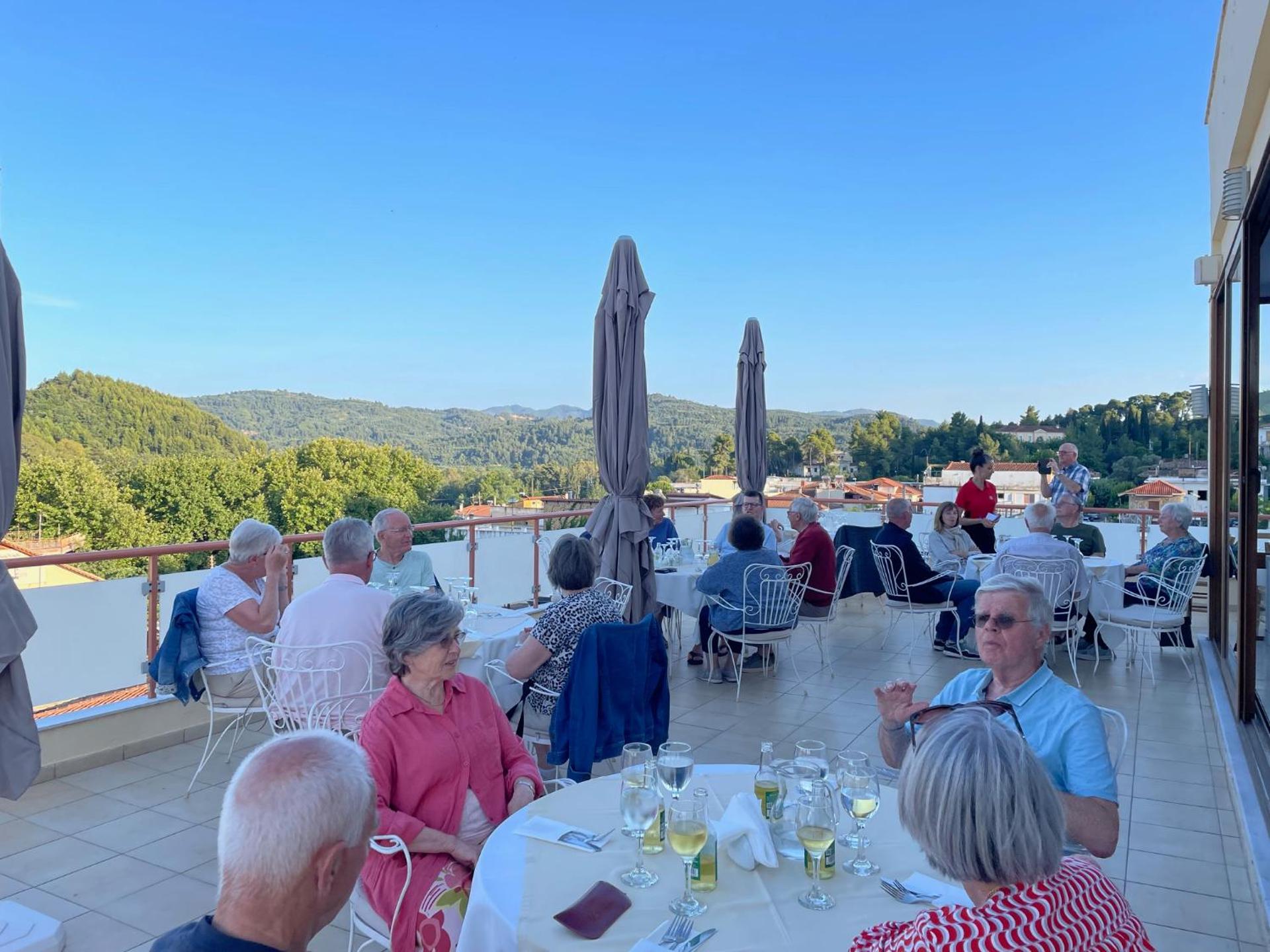 Neda Hotel - Photo 36