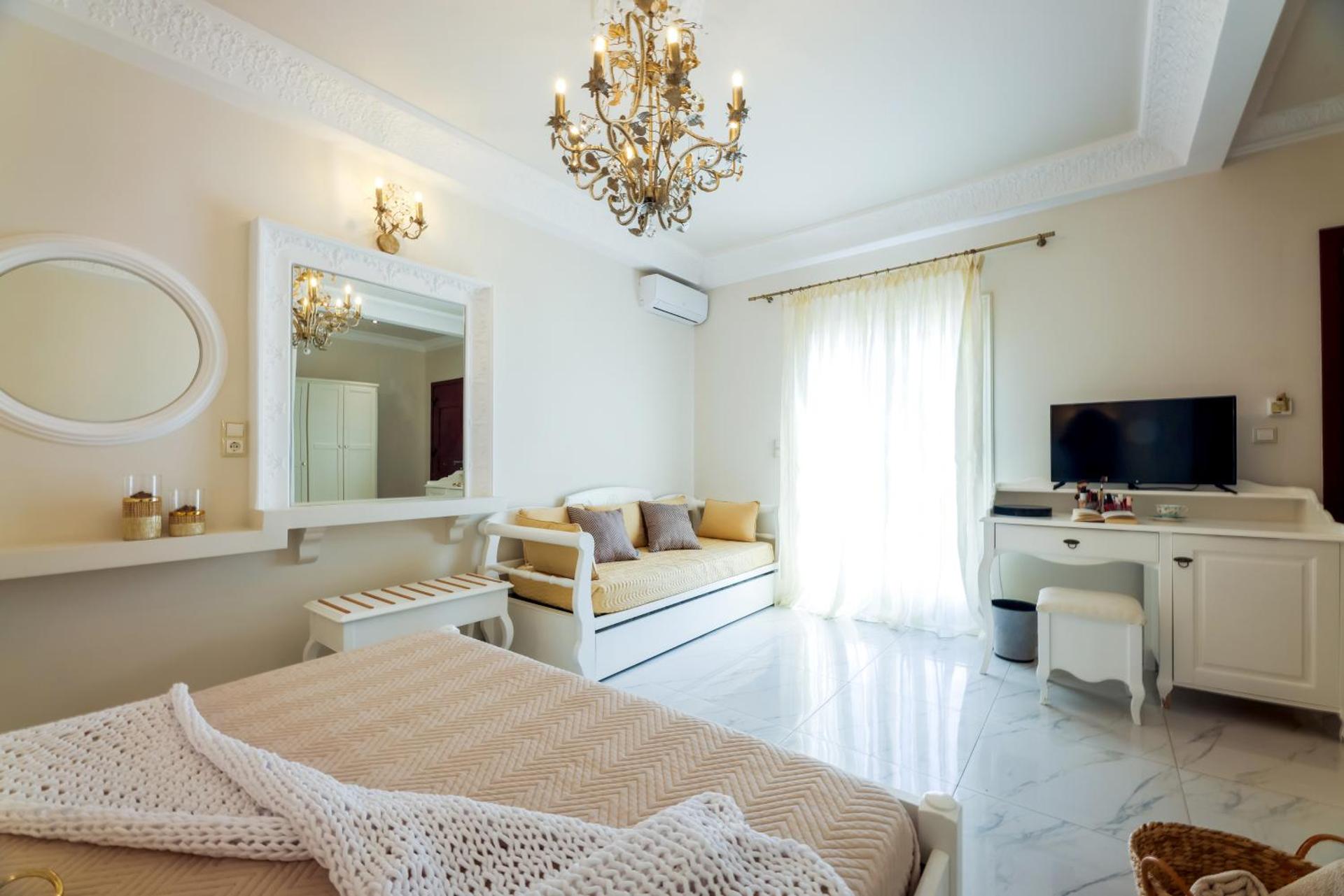 Aegean Palace - Photo 24