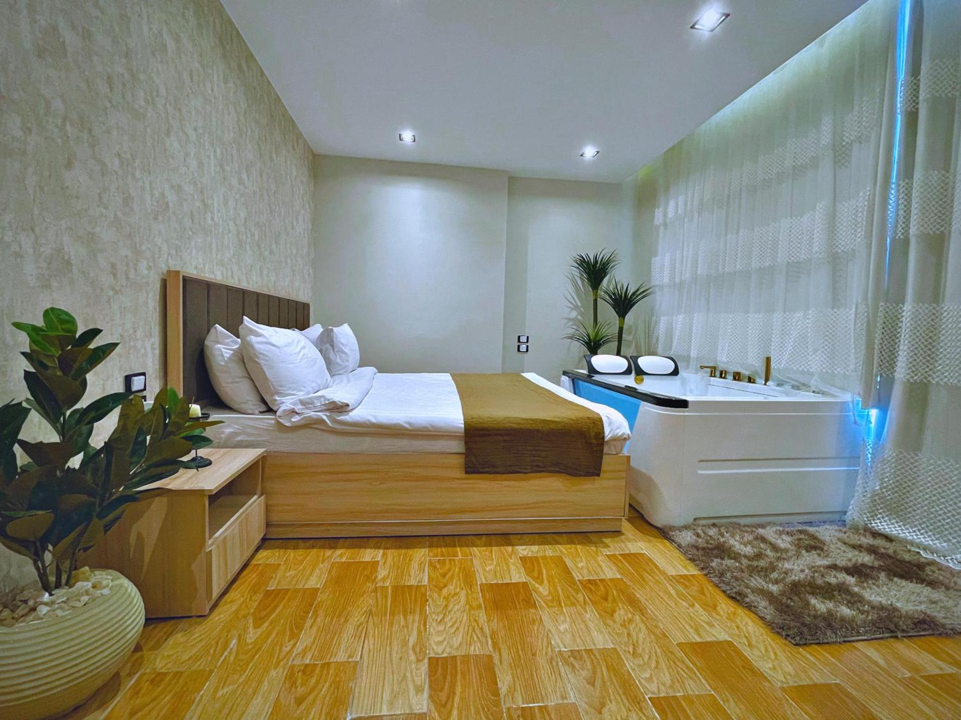 Palm Pyramids View INN - Photo 16