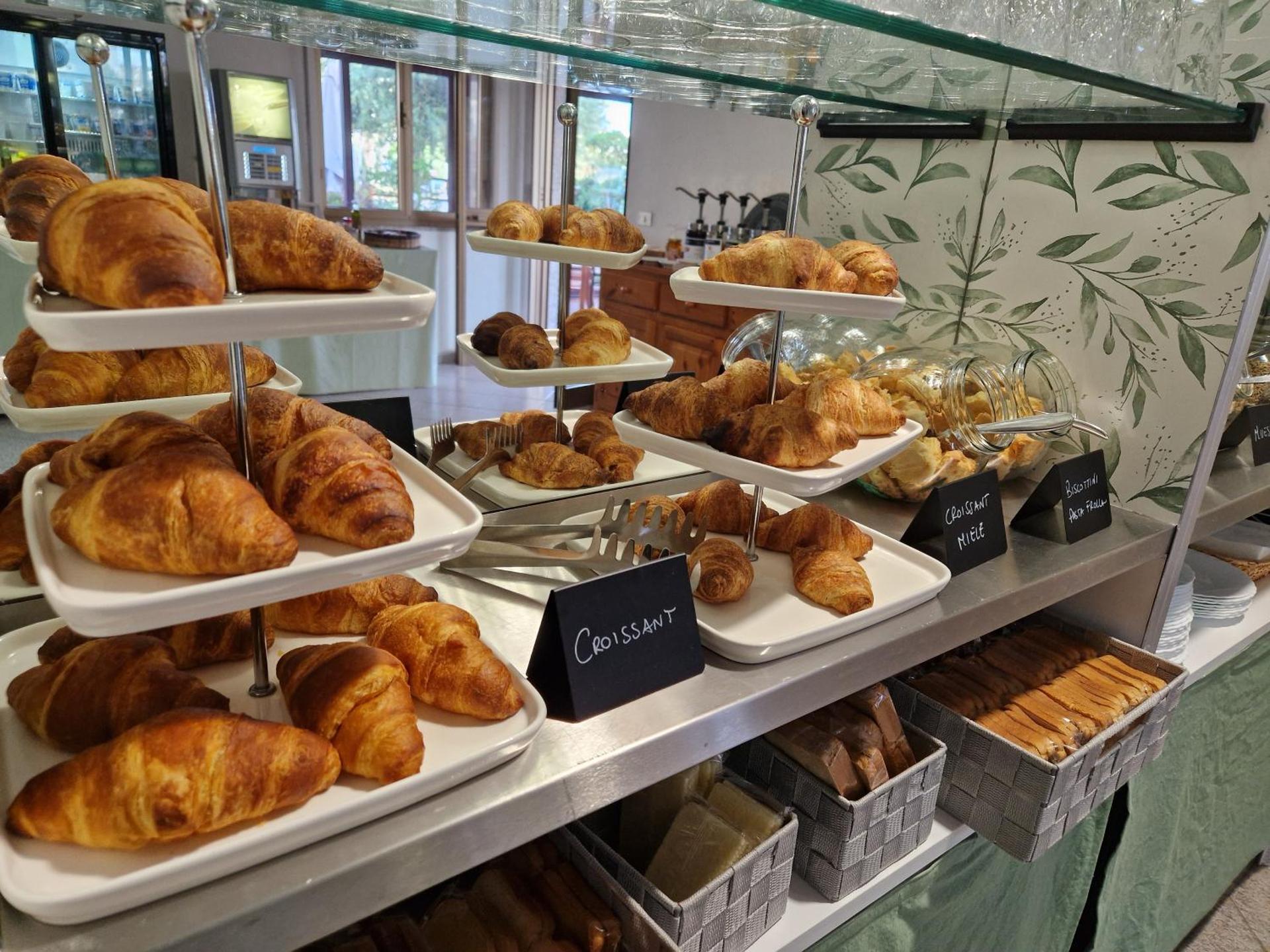 Hotel Mistral - Photo 14