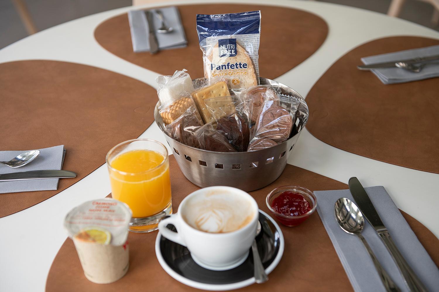 Hotel Verona - Photo 31