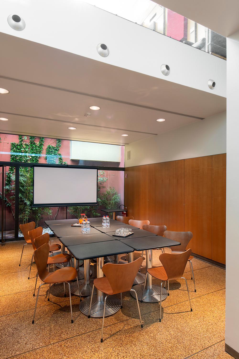 Hotel Verona - Photo 32