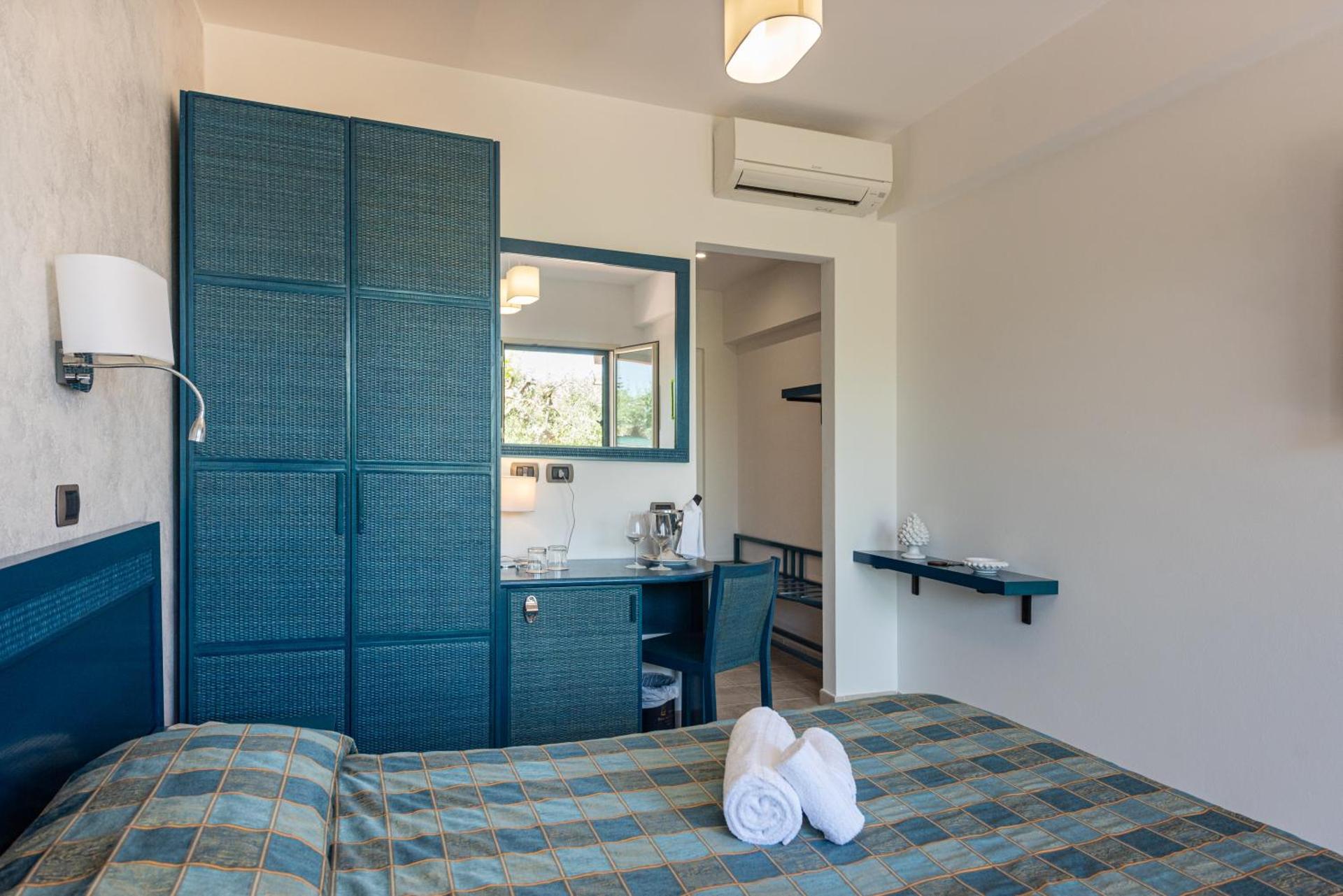 Hotel Baia Del Capitano - Photo 72