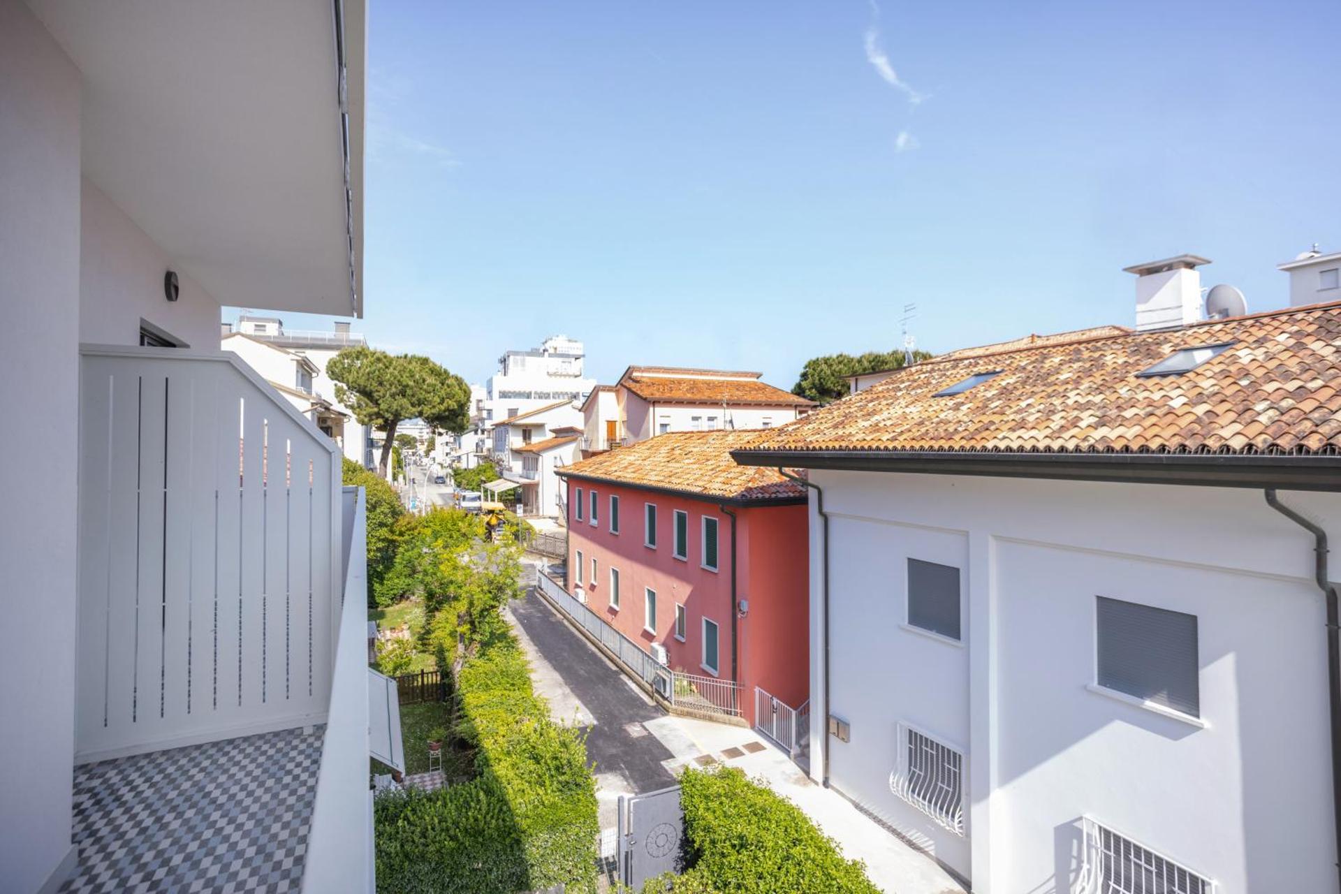 Hotel Diana - Photo 73