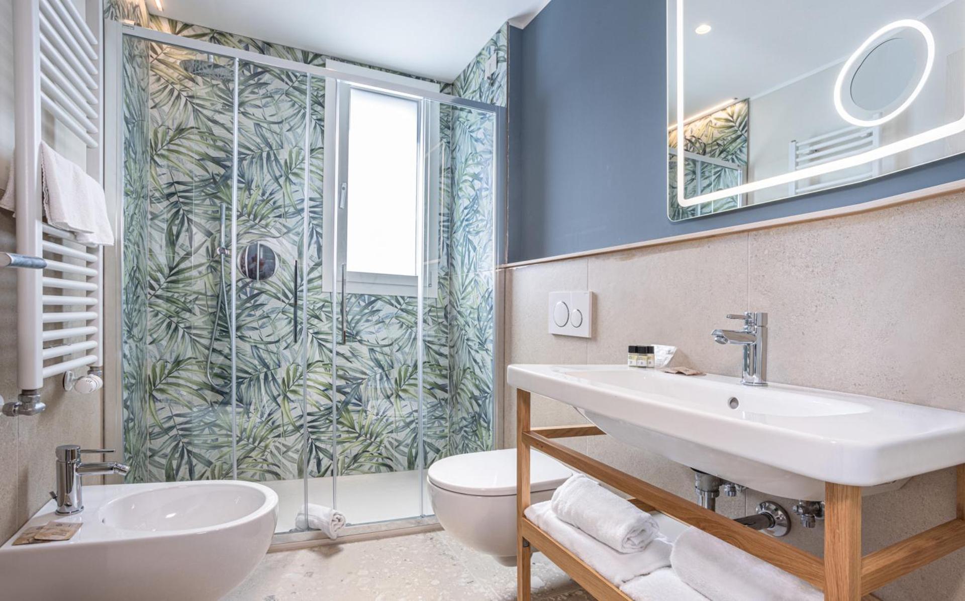 Hotel Diana - Photo 20