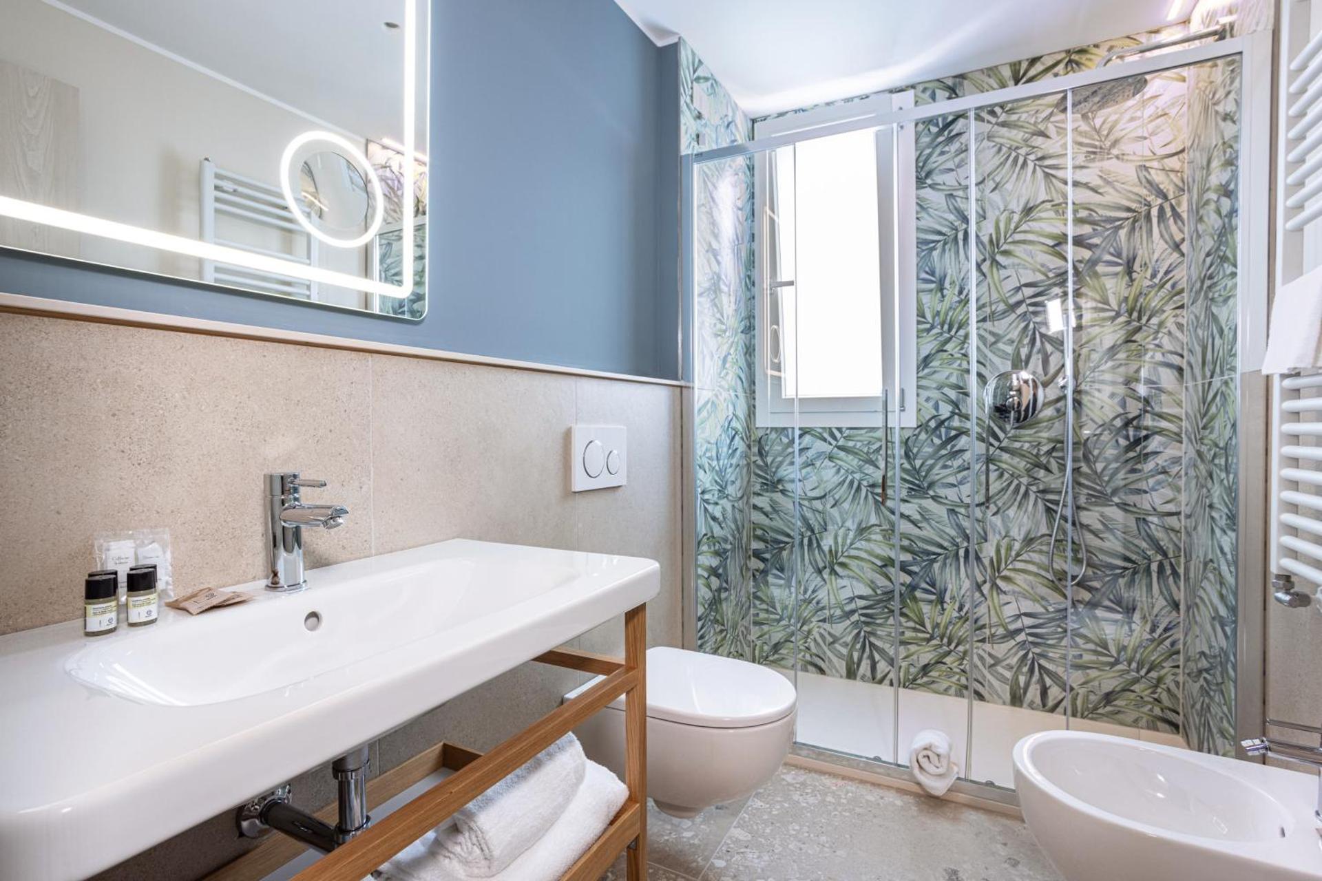 Hotel Diana - Photo 9