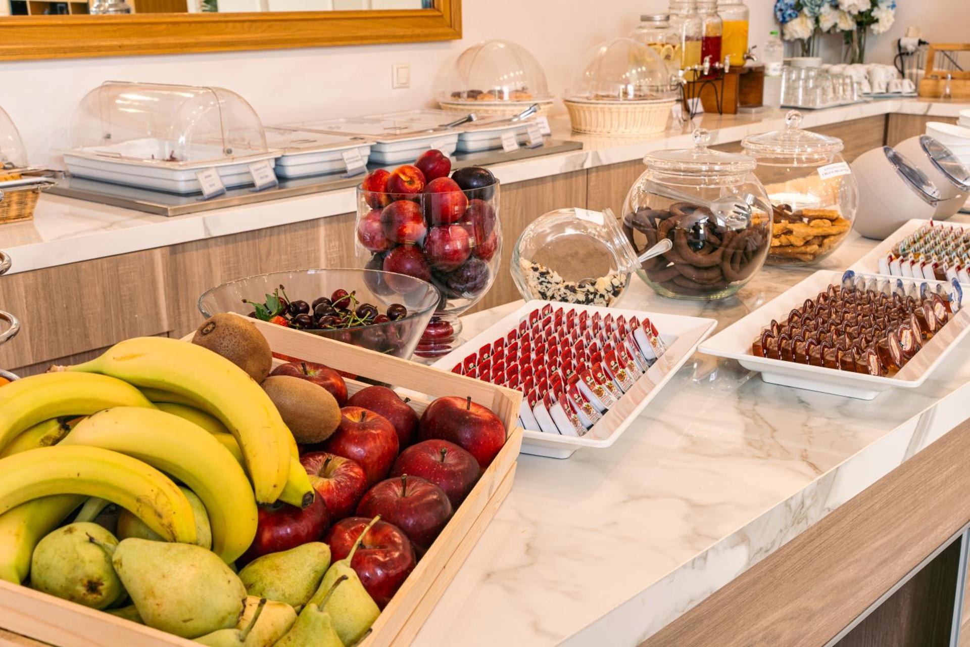 Danae Hotel - Photo 19