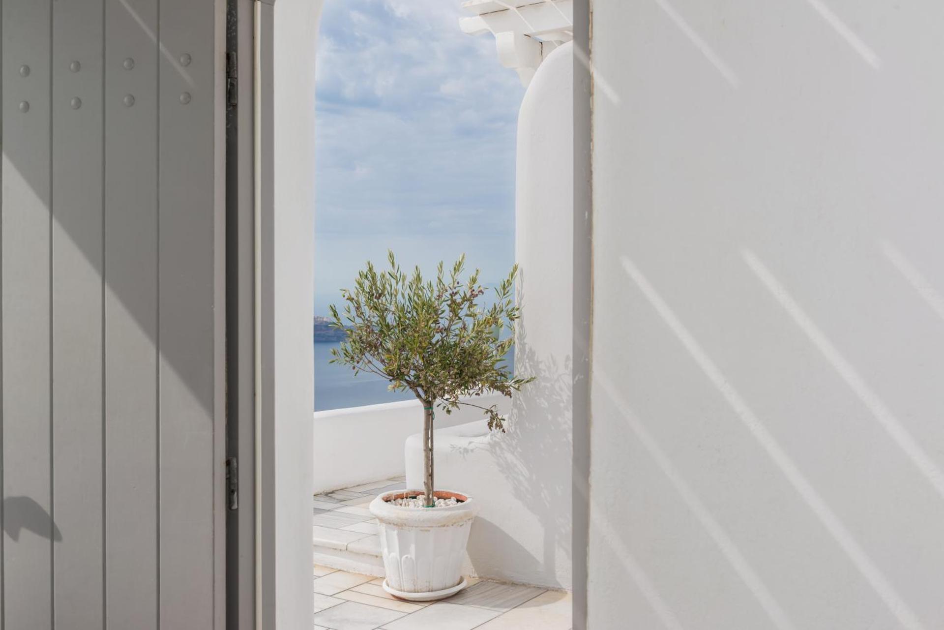 Iliovasilema Suites - Photo 33