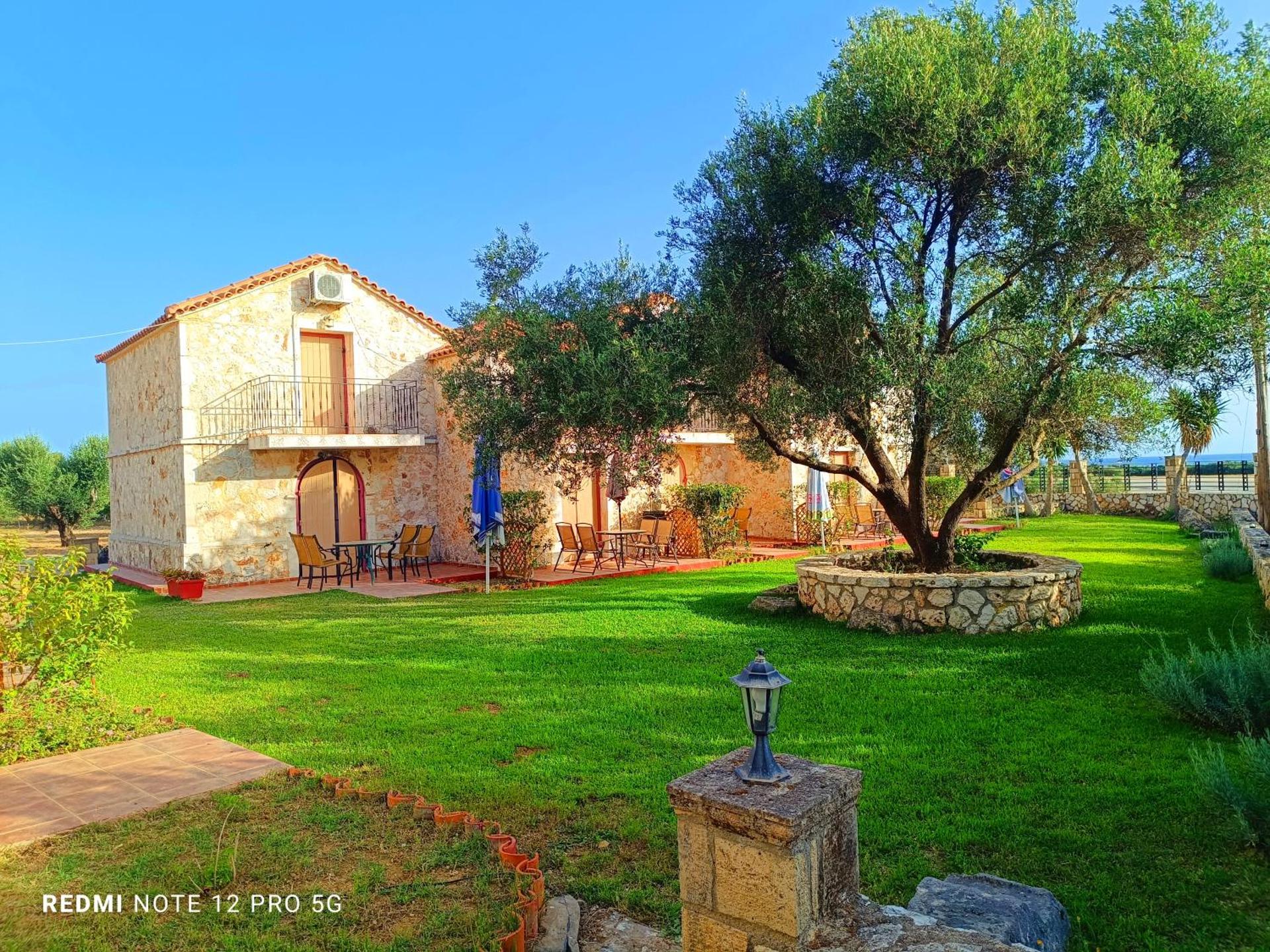 Spasmata Village Stone Maisonette only adults - Photo 15