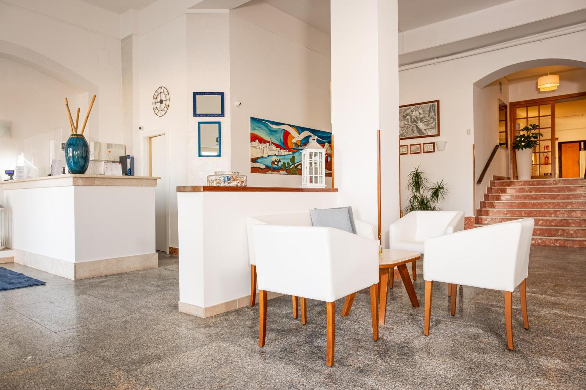 Hotel Il Gabbiano - Photo 78