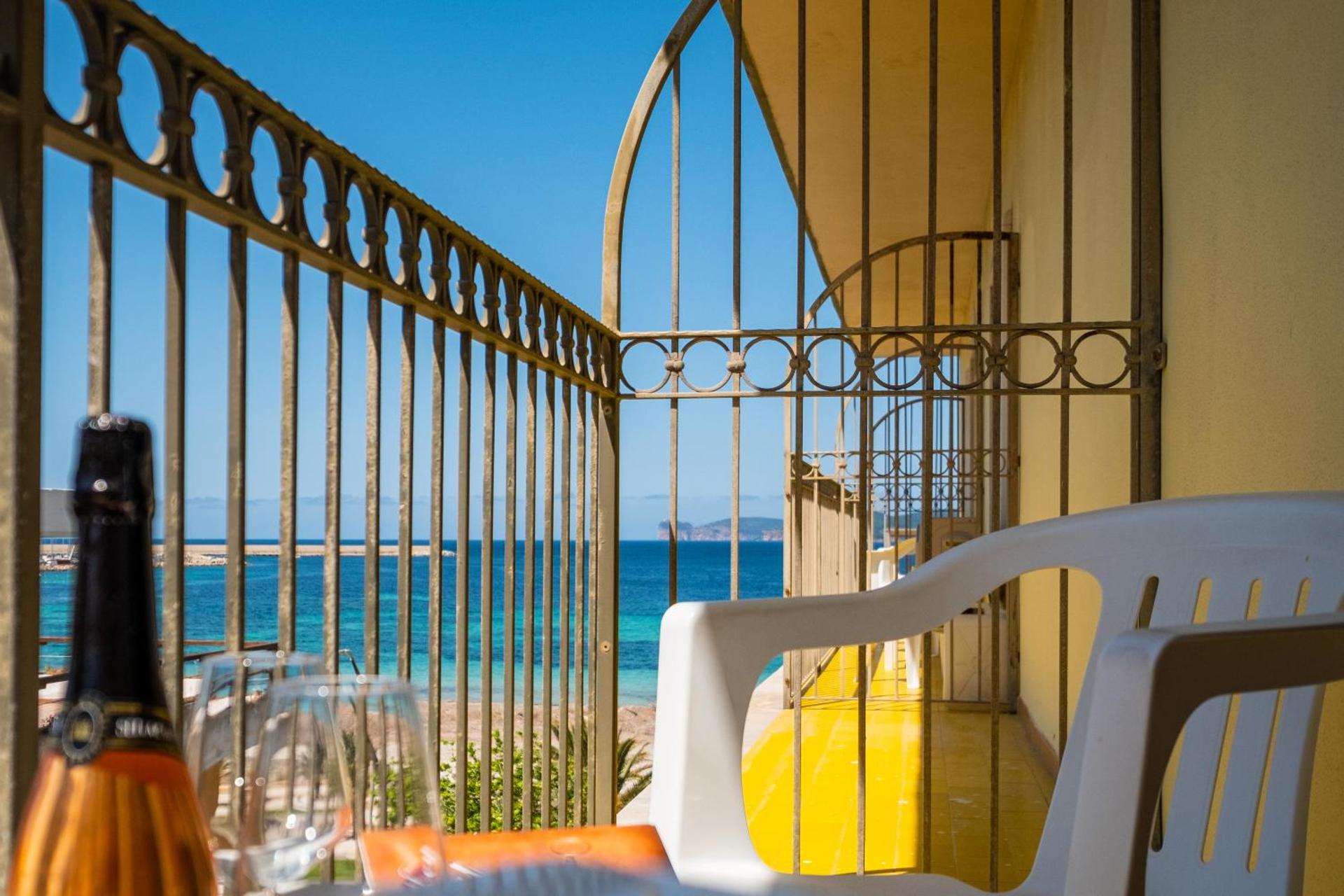 Hotel Il Gabbiano - Photo 3