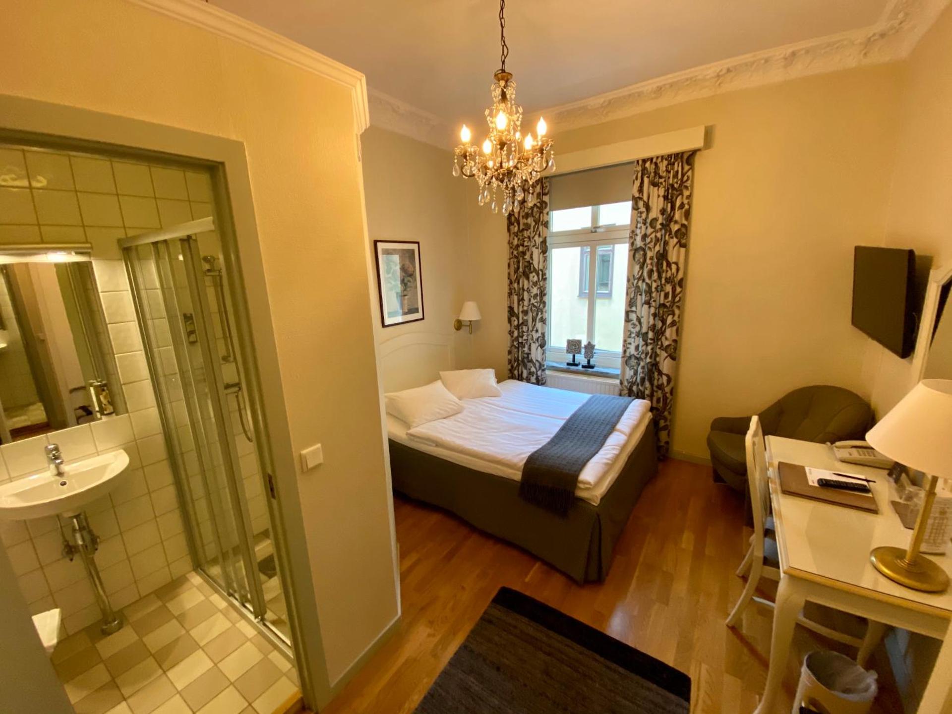 Hotel Royal - Photo 33