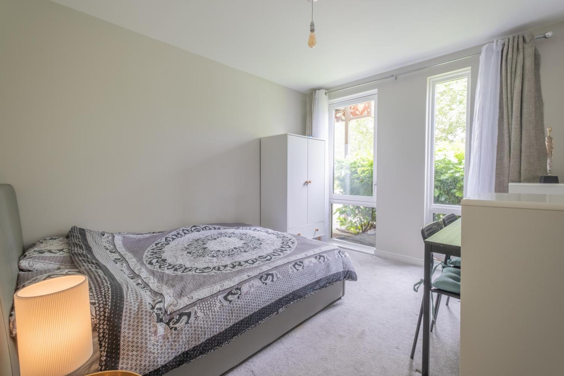 Brand New London Flat with Car Park - Photo 20