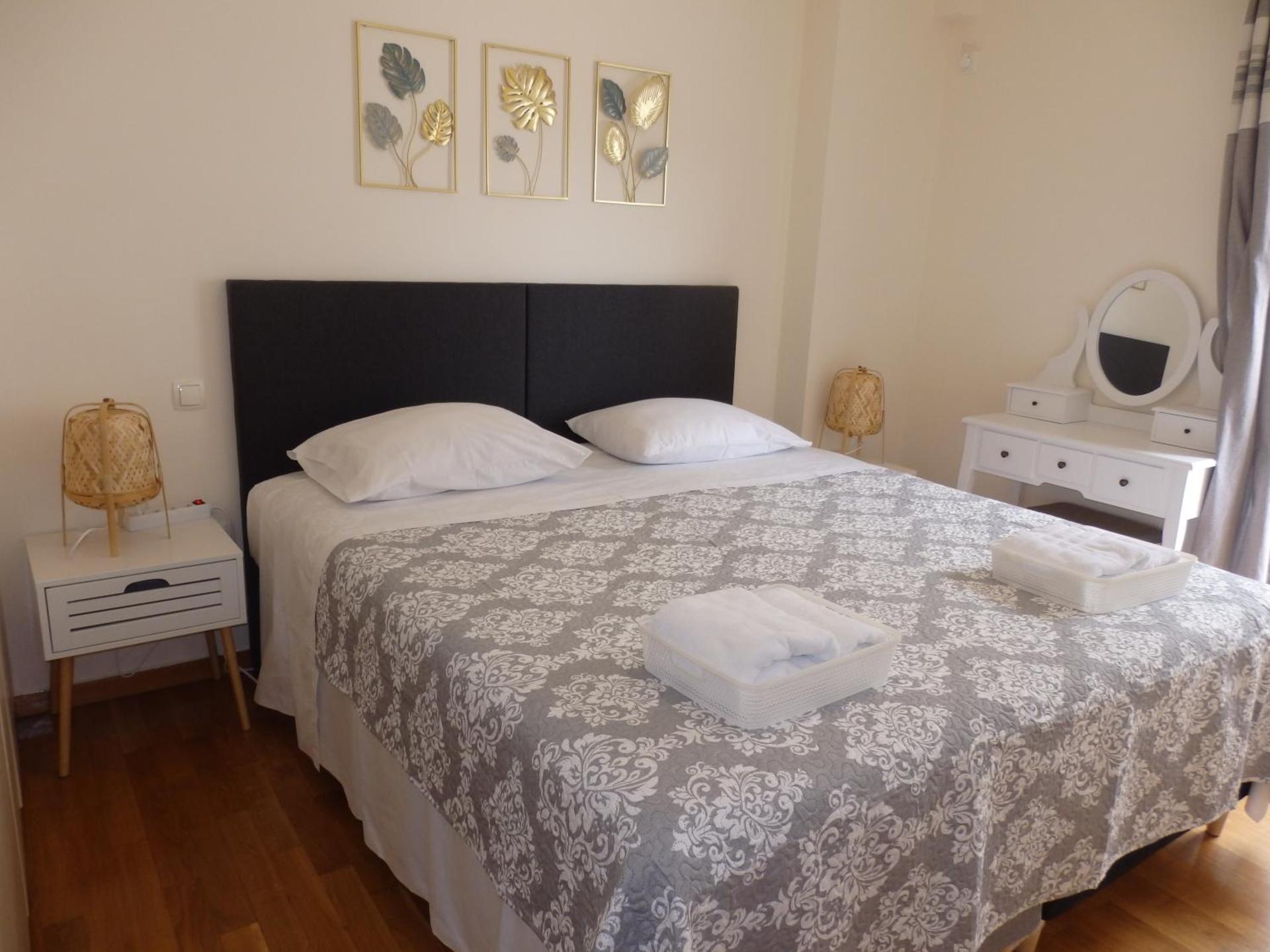 A&J Apartments or Rooms athens airport - Photo 93
