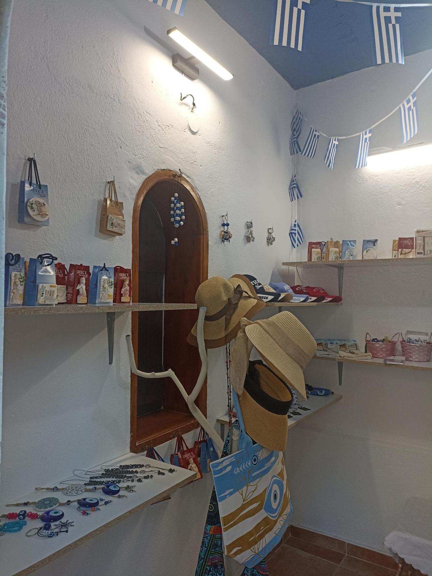 Castle By The Sea - Photo 15