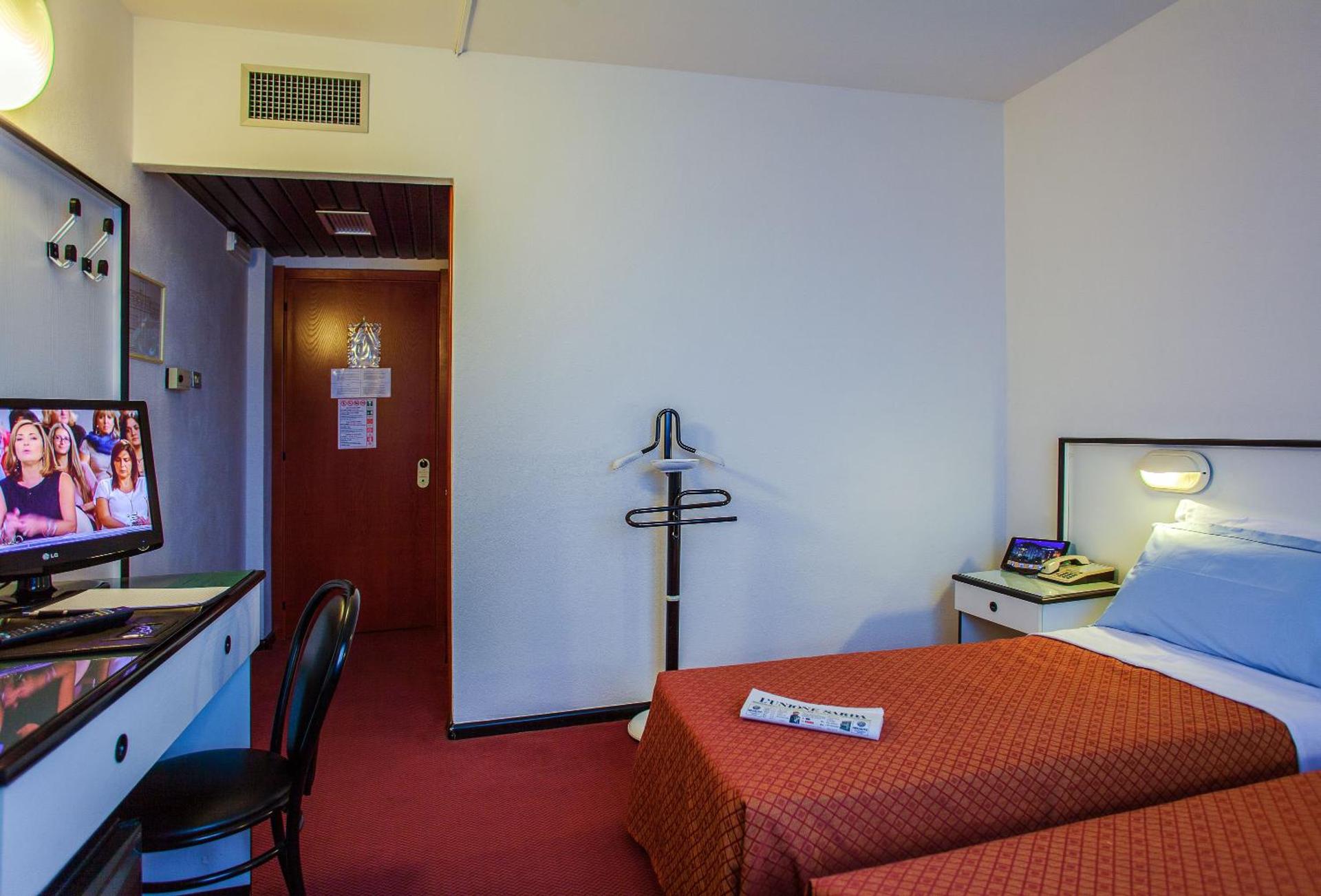 Hotel Quadrifoglio - Photo 40