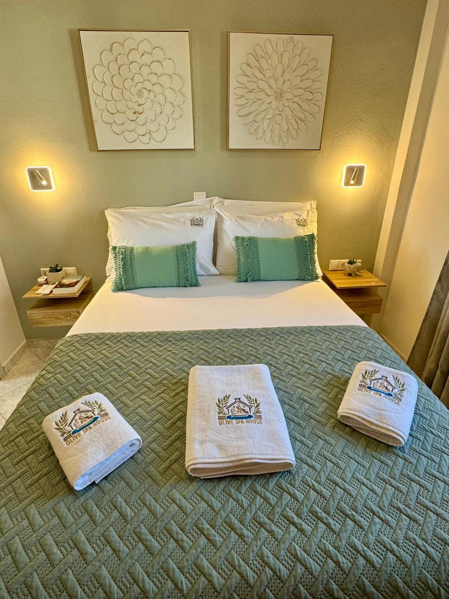 Olive Spa House - Photo 20