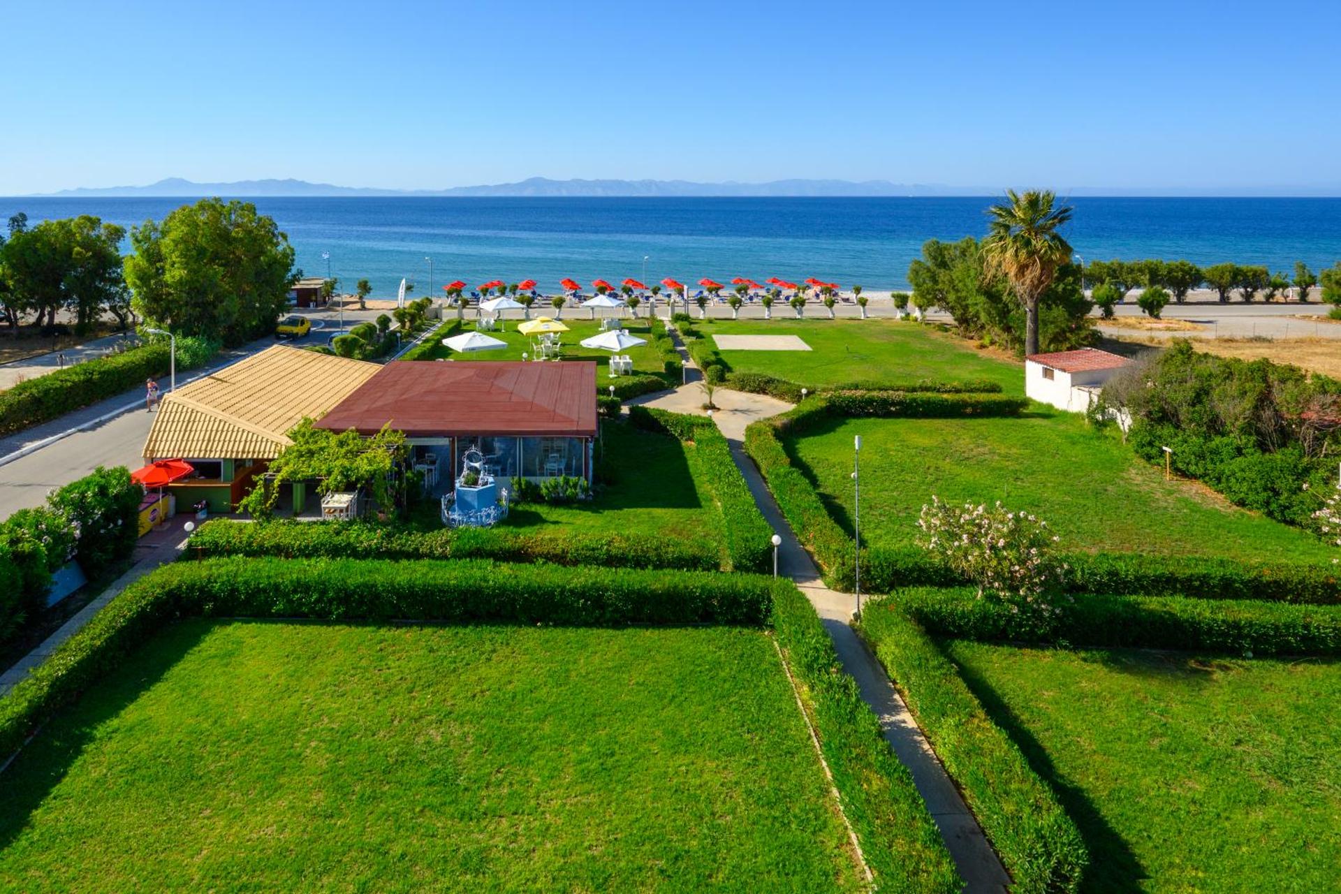 Bayside Hotel Katsaras - Photo 13